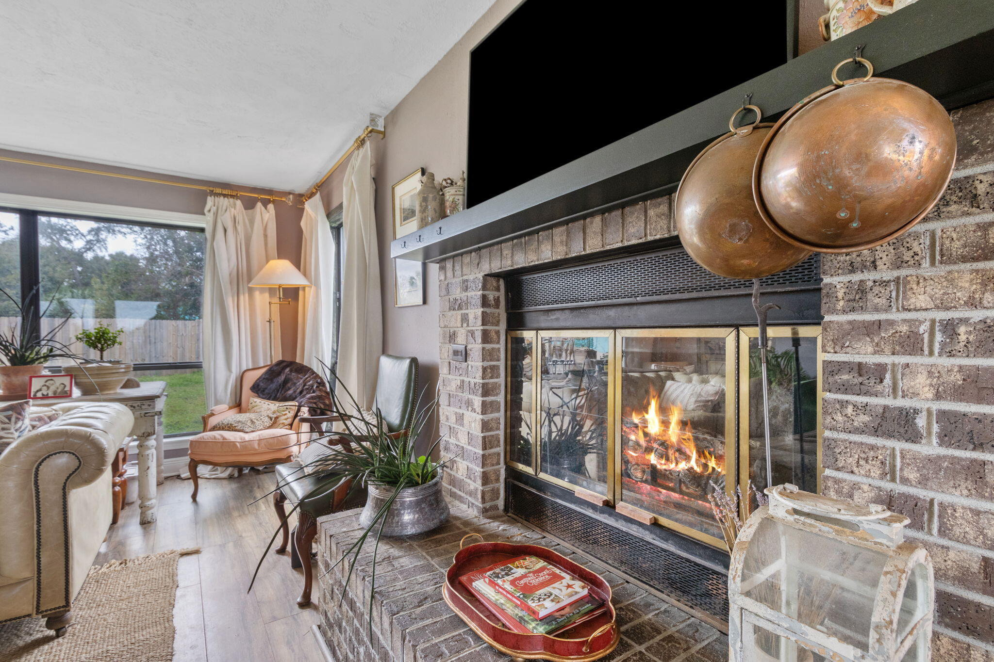 BAY PARK MANOR THE - Residential