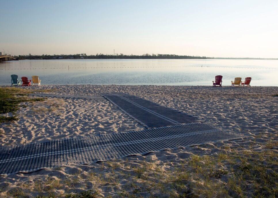 BAY PARK MANOR THE - Residential