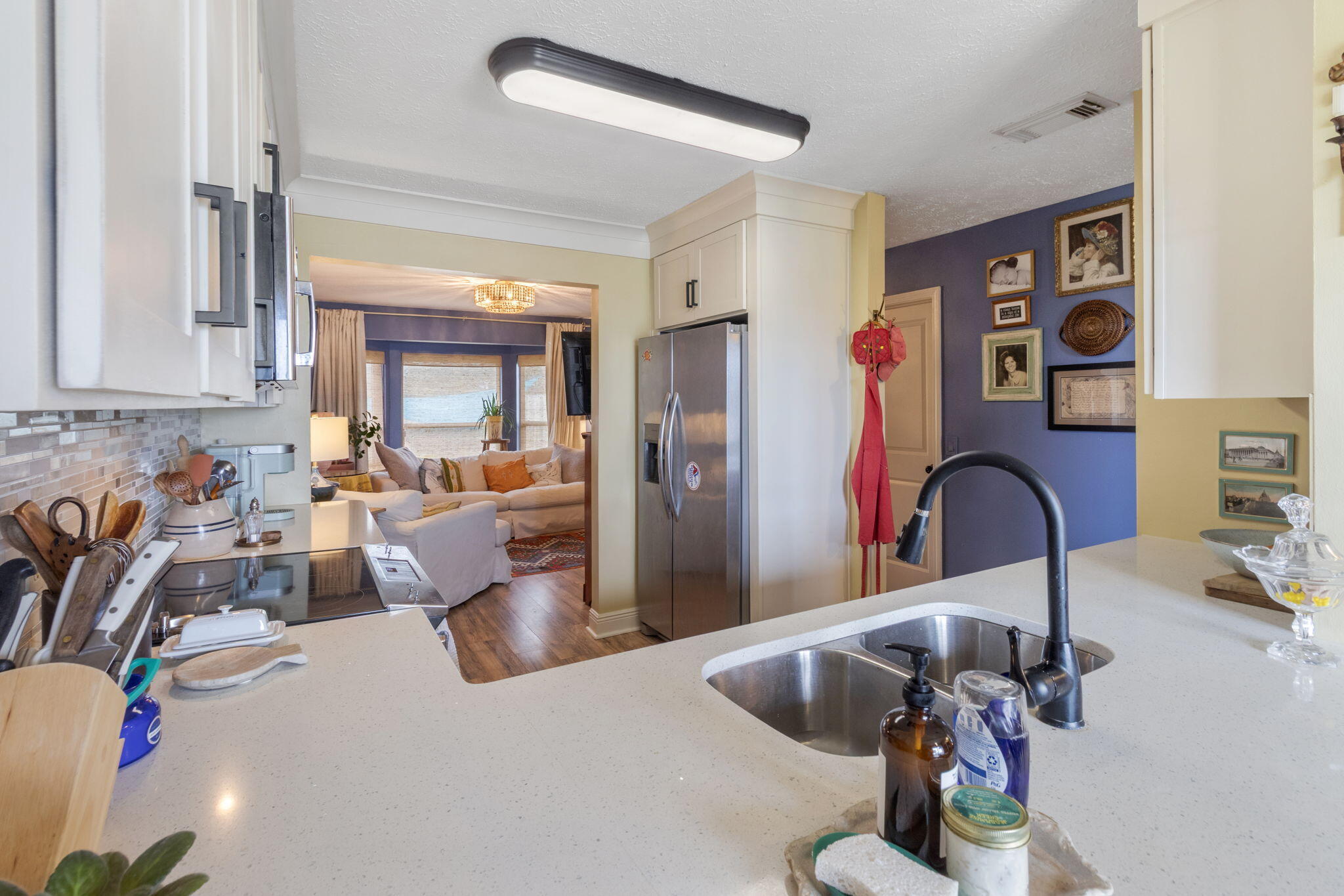 BAY PARK MANOR THE - Residential