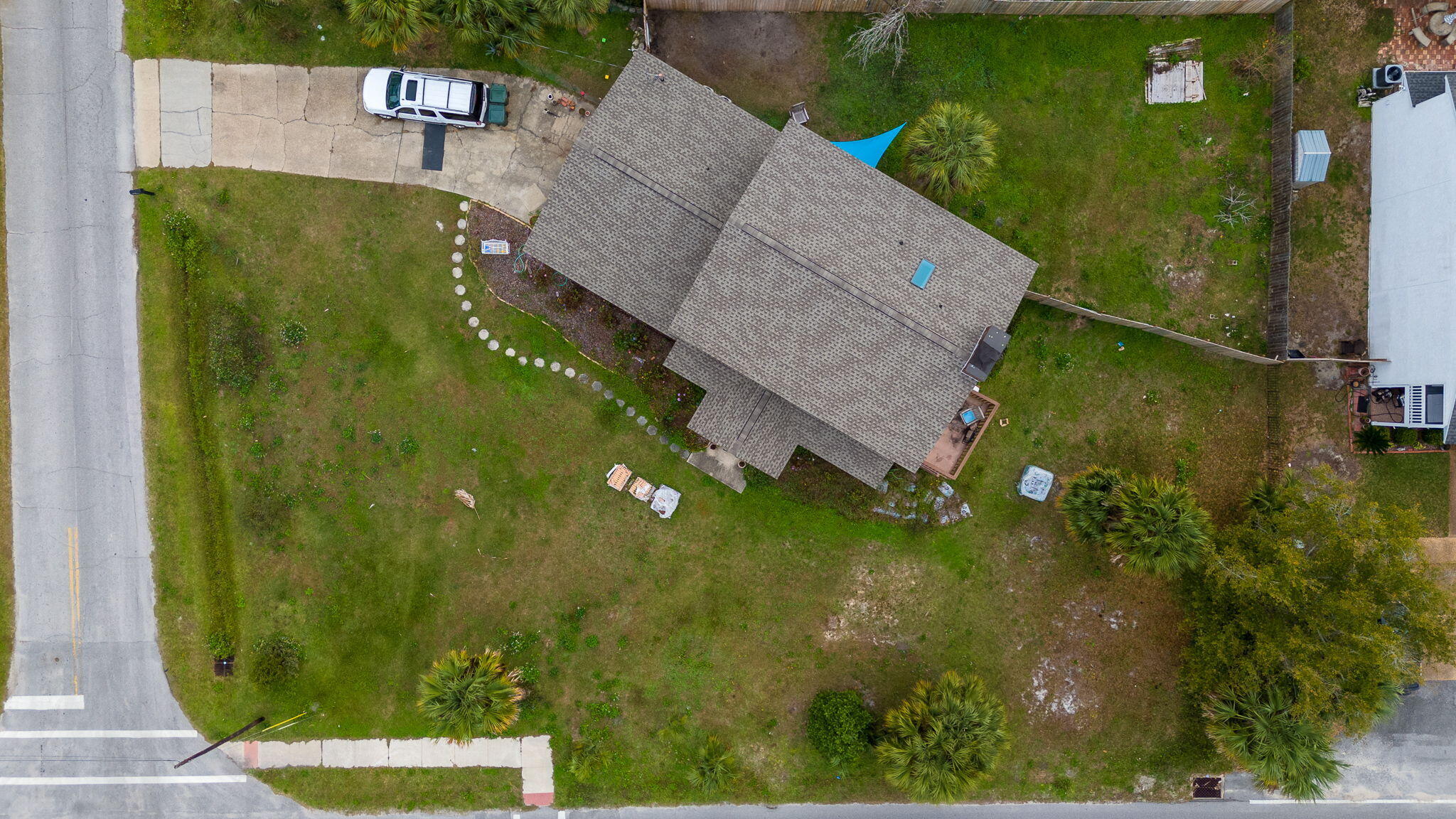 BAY PARK MANOR THE - Residential