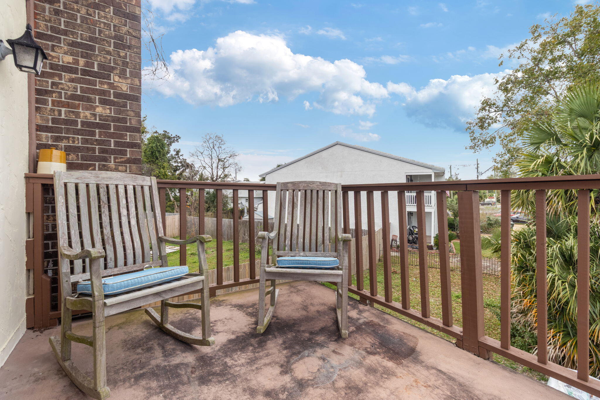 BAY PARK MANOR THE - Residential