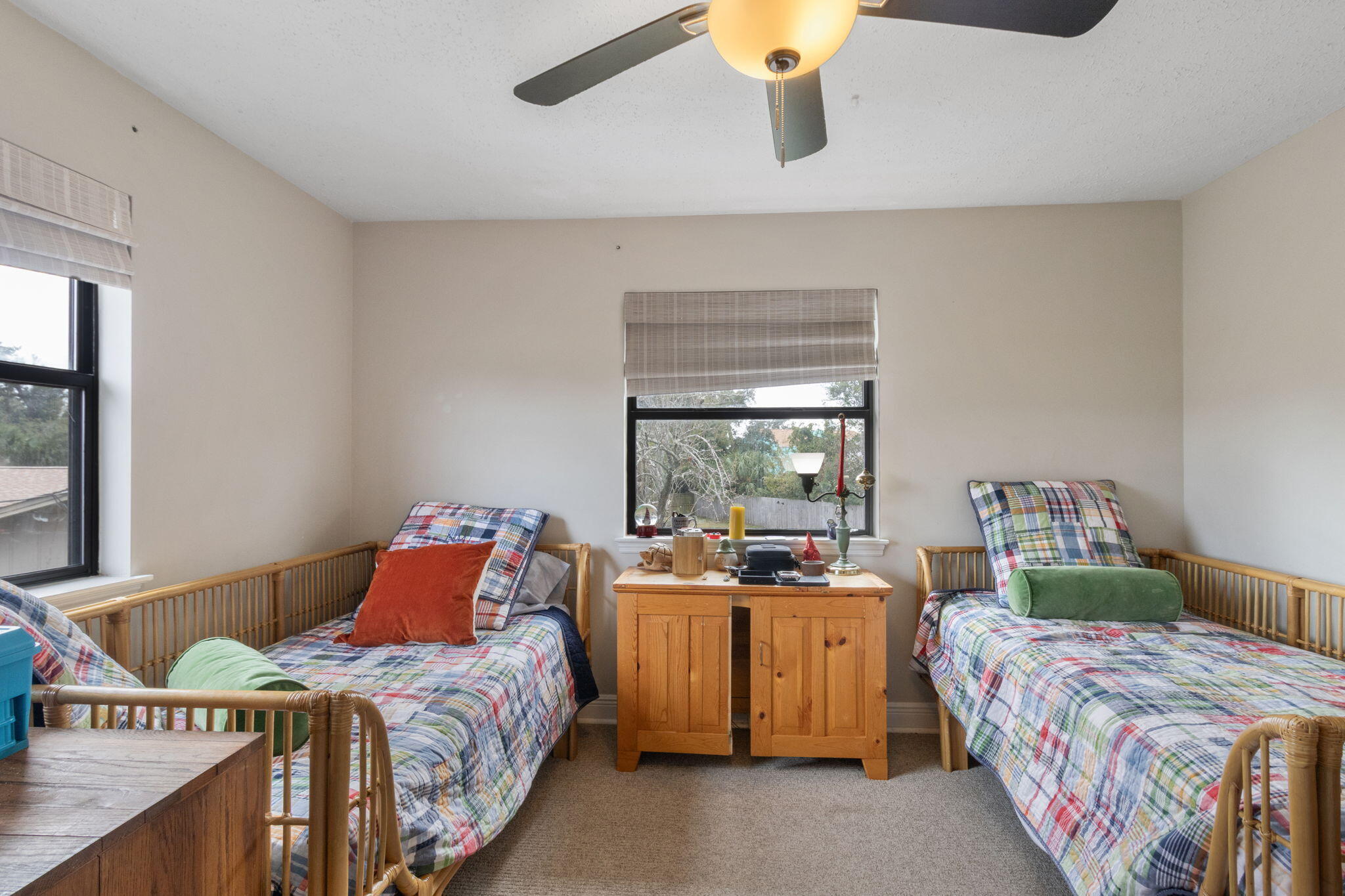 BAY PARK MANOR THE - Residential