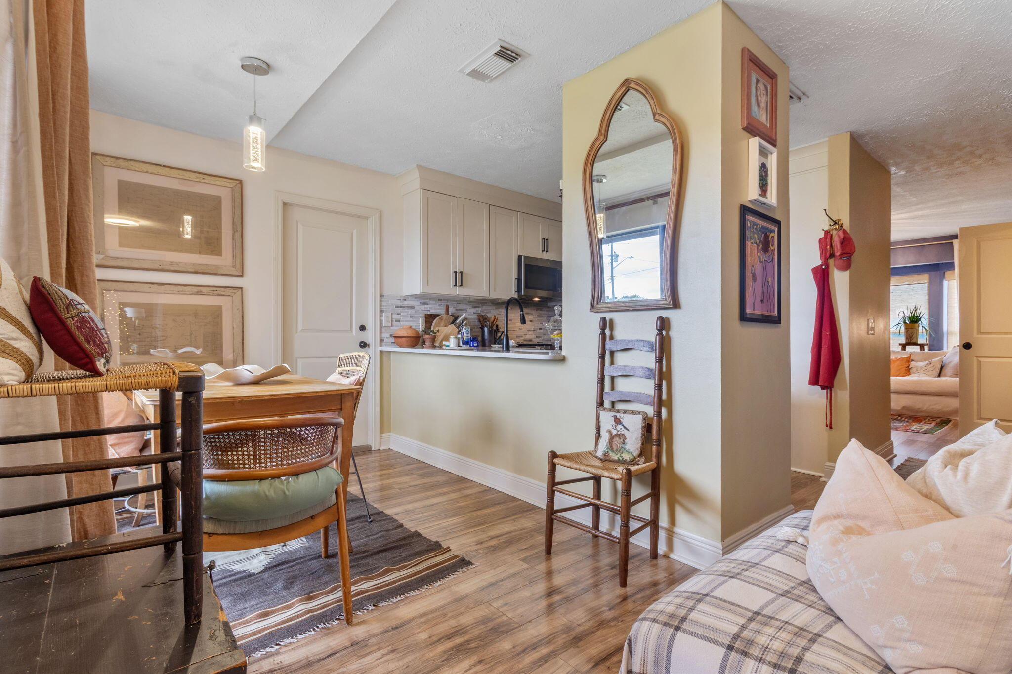 BAY PARK MANOR THE - Residential