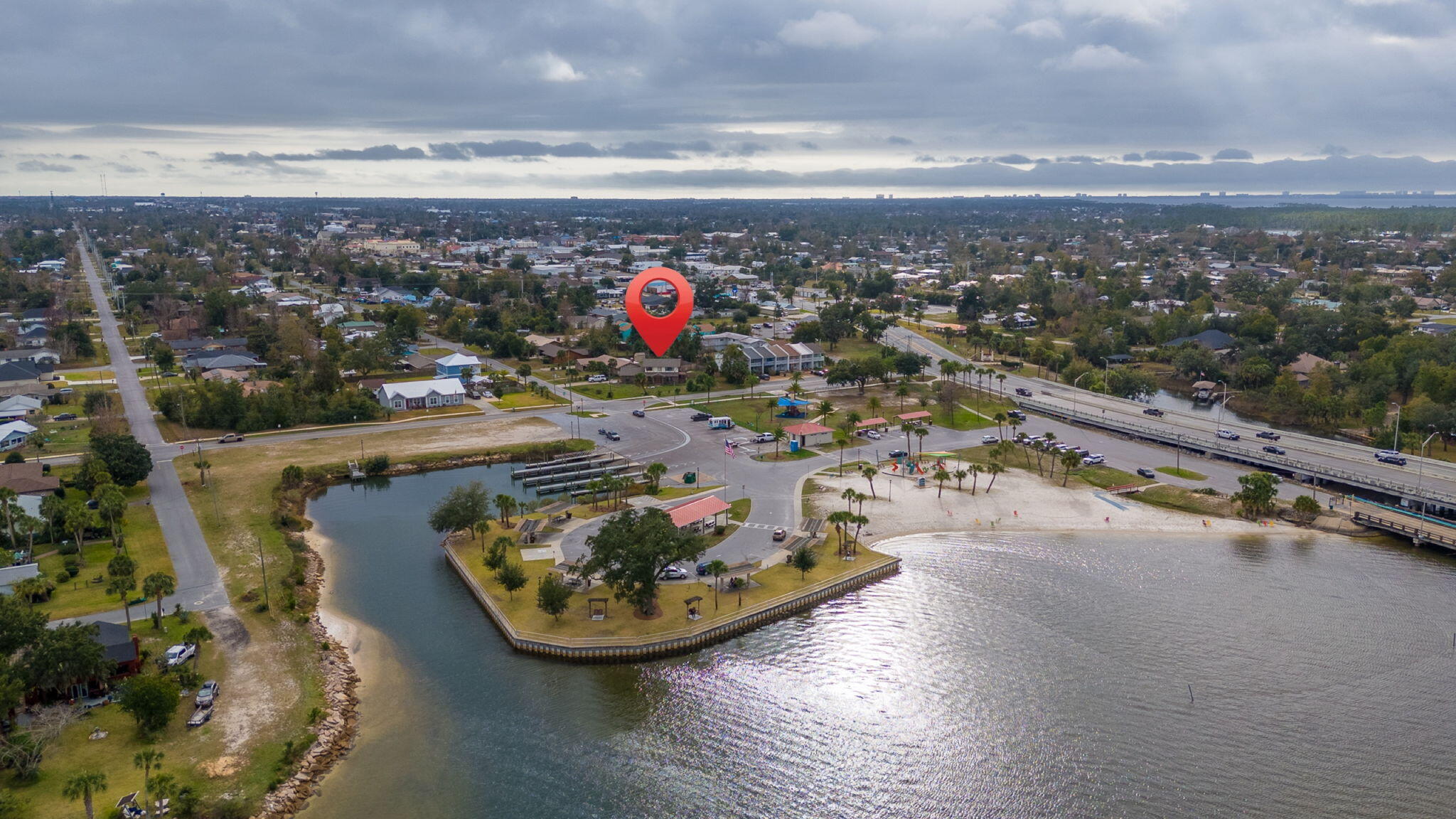 BAY PARK MANOR THE - Residential