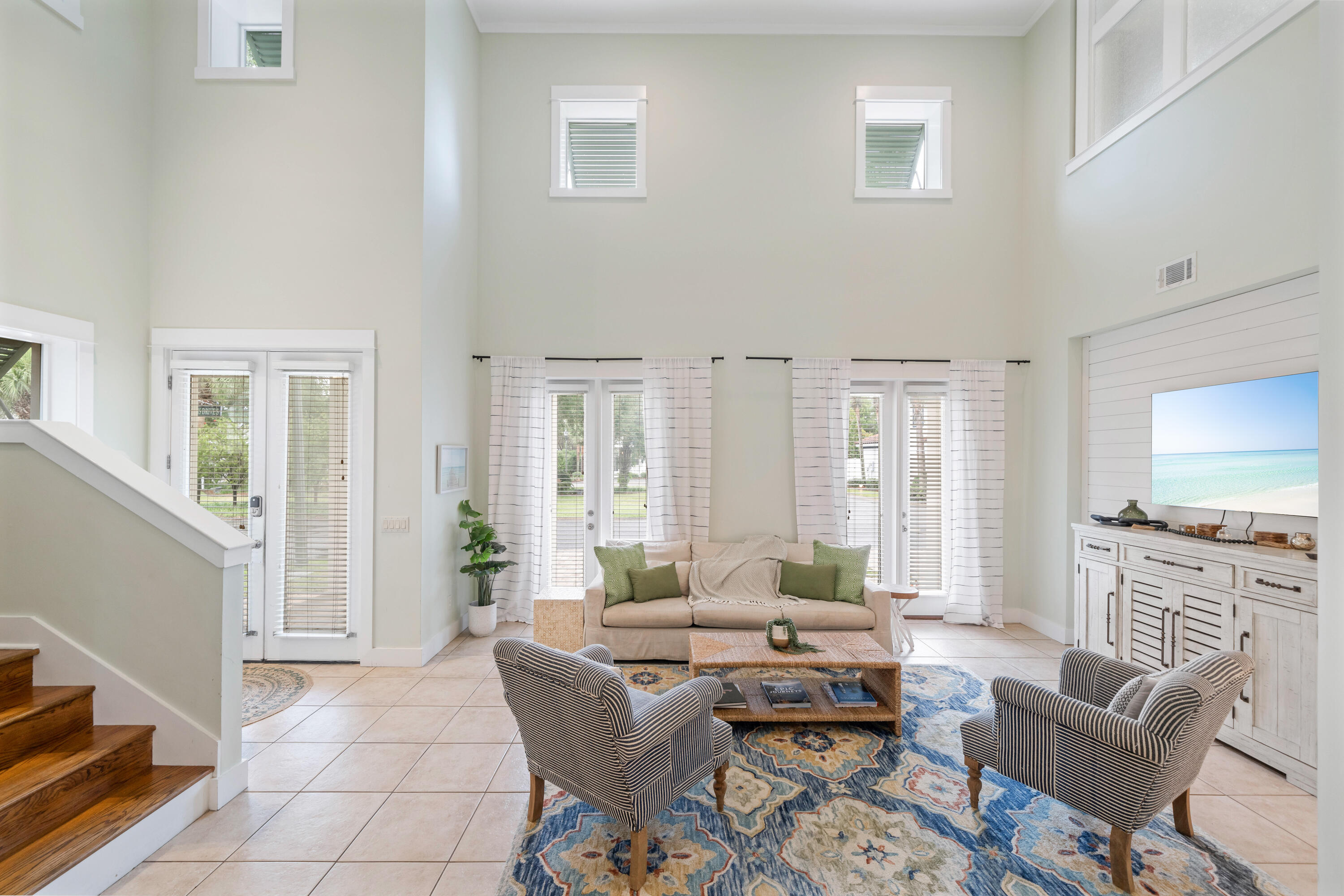 EMERALD WATERS VILLAGE - Residential