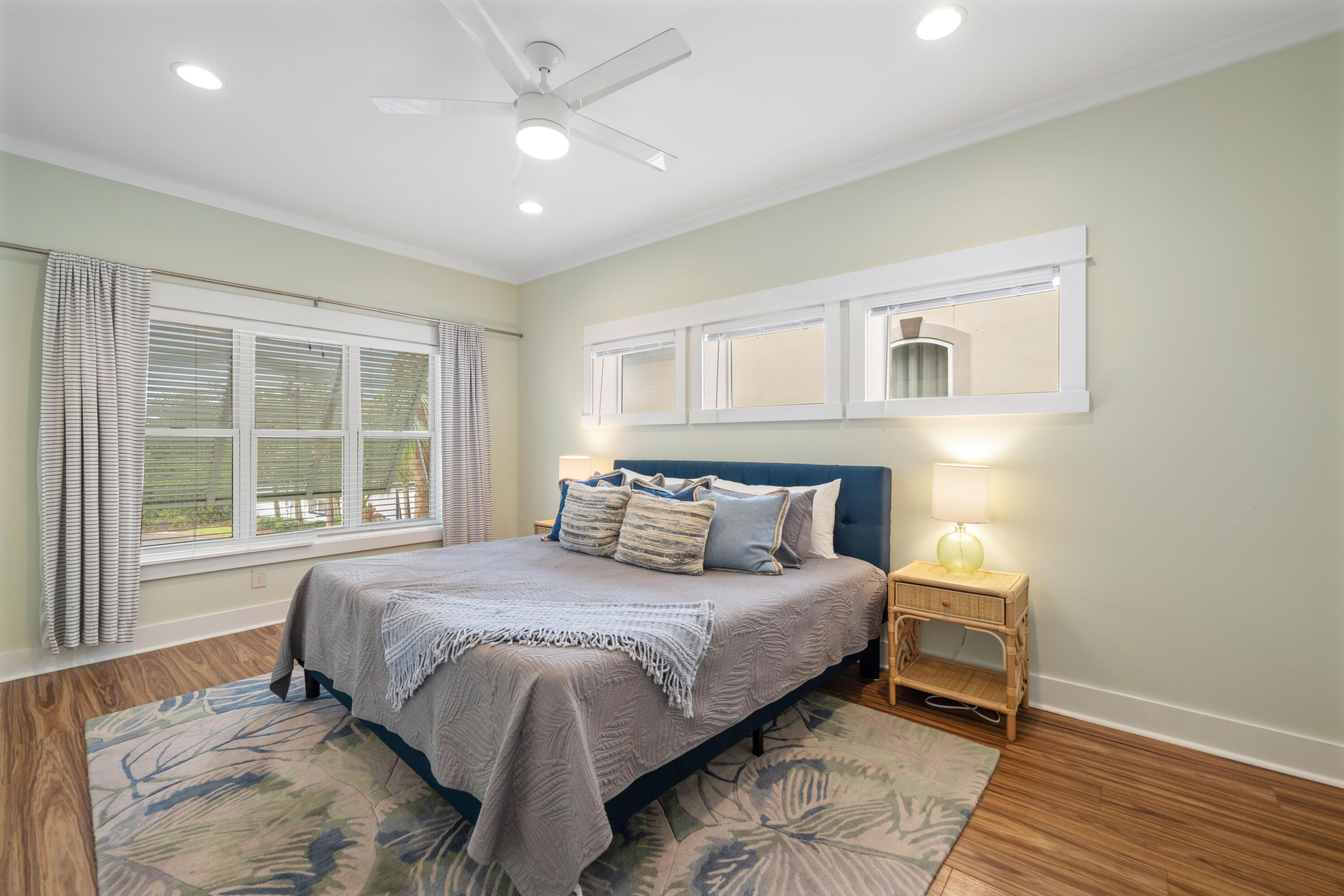 EMERALD WATERS VILLAGE - Residential