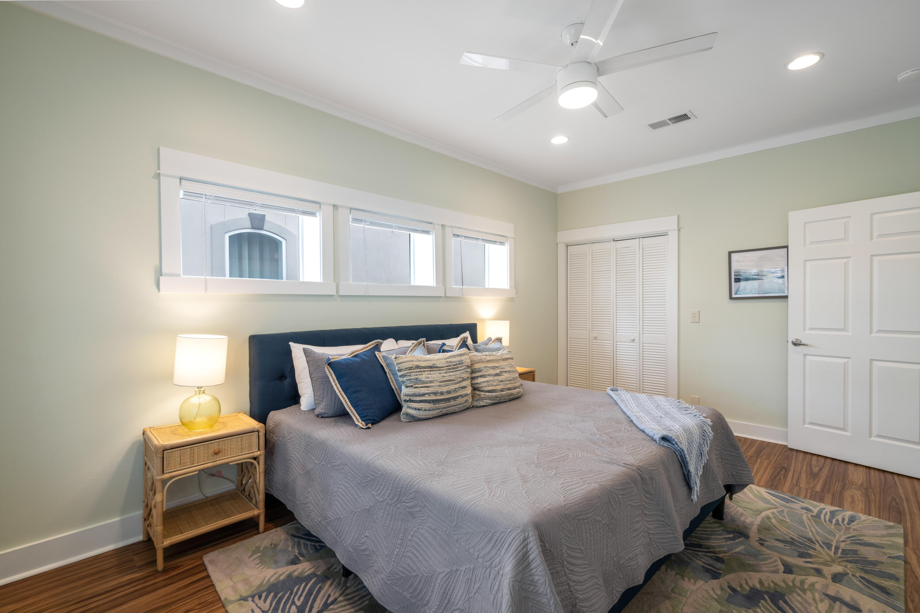 EMERALD WATERS VILLAGE - Residential