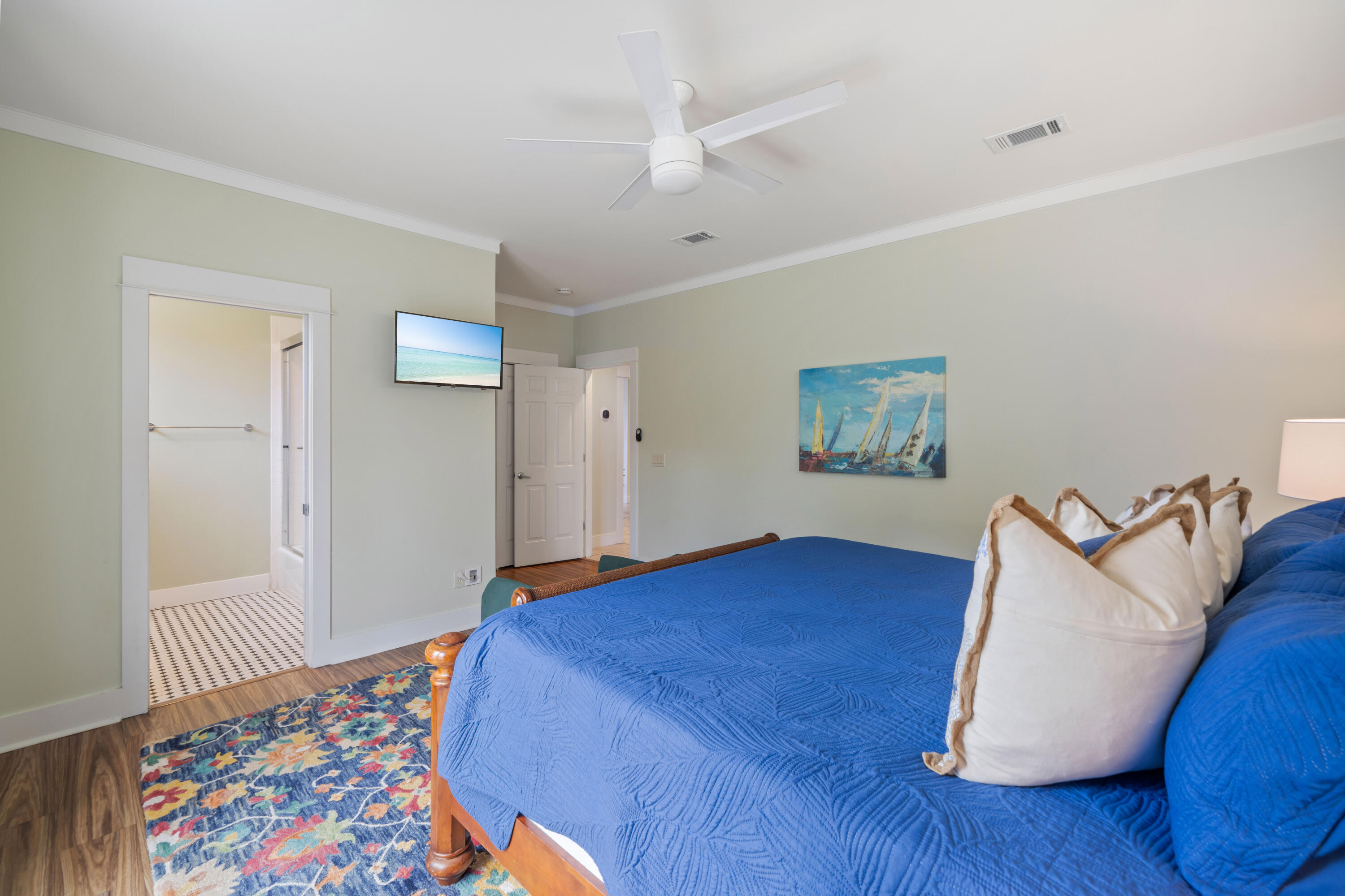 EMERALD WATERS VILLAGE - Residential