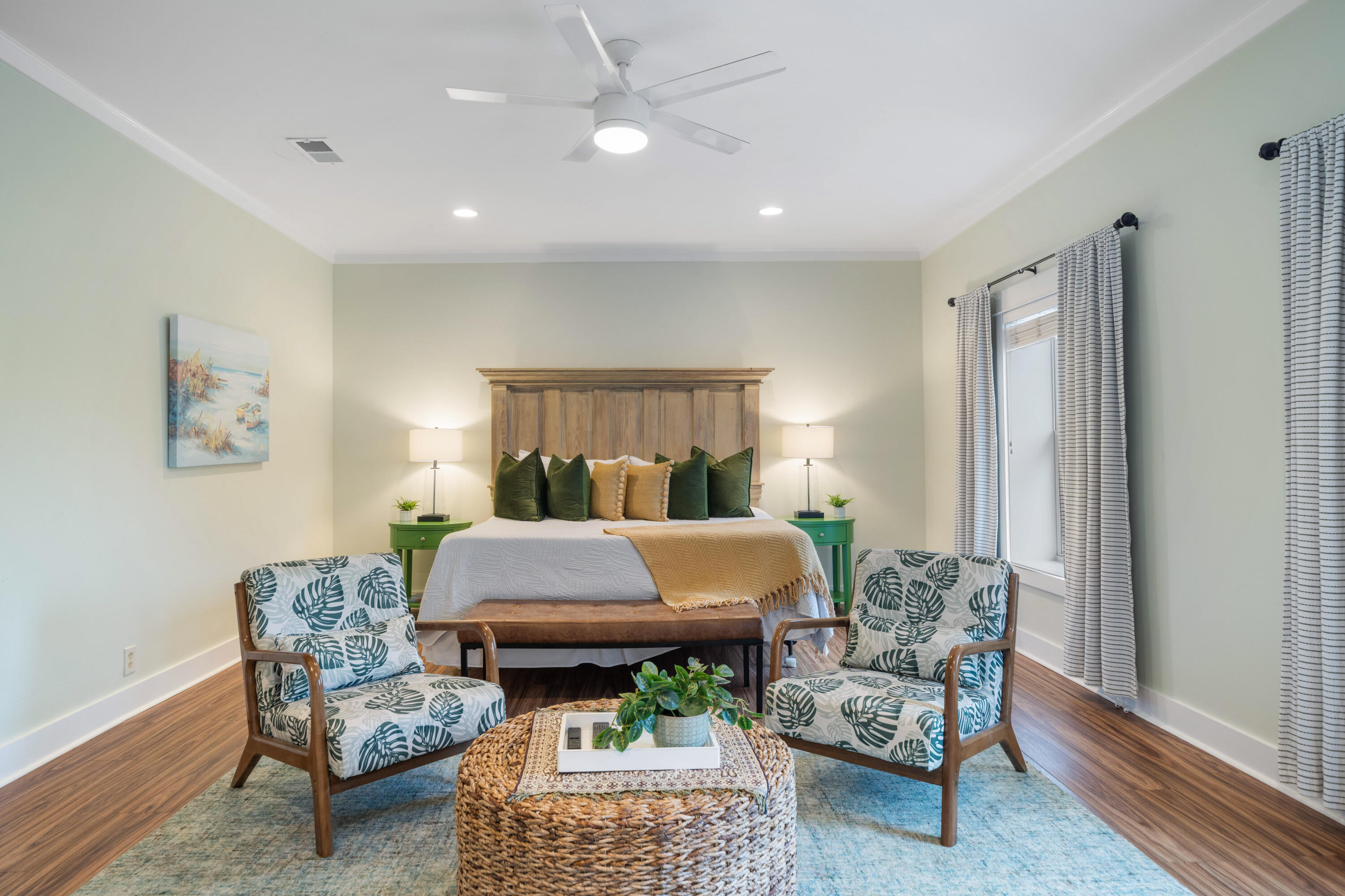 EMERALD WATERS VILLAGE - Residential