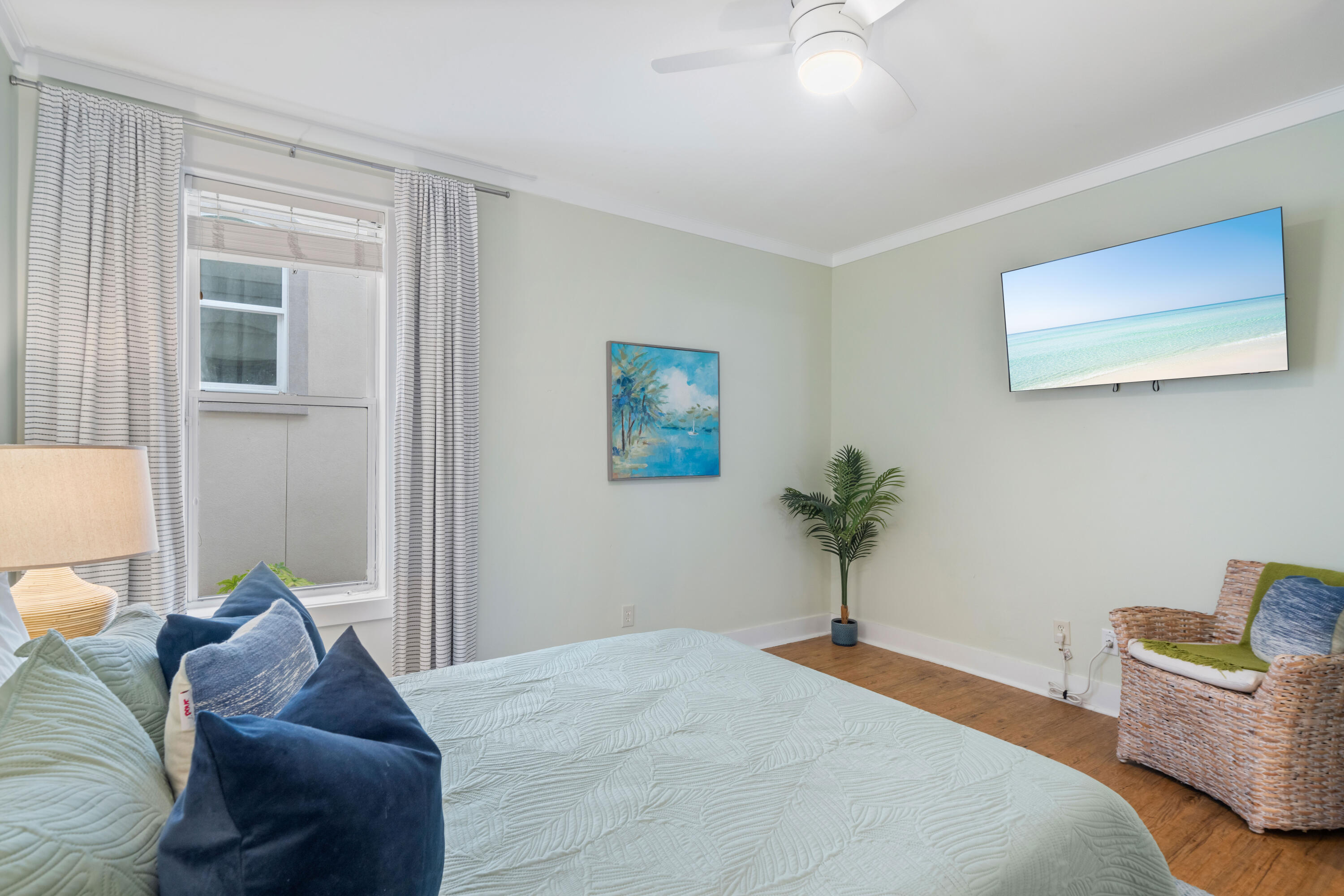 EMERALD WATERS VILLAGE - Residential
