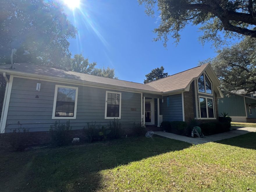 LOCATION! Excellent buy south of I10. Large 1/3 acre lot with backyard workshop! 1530 SF with 3 bedrooms and 2 bathrooms. Functional layout allows for roomy kitchen with breakfast bar and living room features a fireplace. Second living space is spacious! Pertinent dates - roof 2020, water heater 2019, HVAC 2013, and the flooring was installed in 2016. Be sure to schedule your showing today!