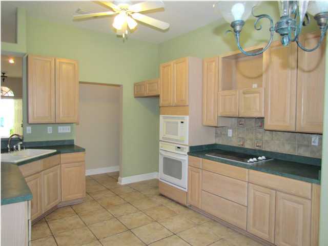 GLENWOOD CRT - Residential Lease