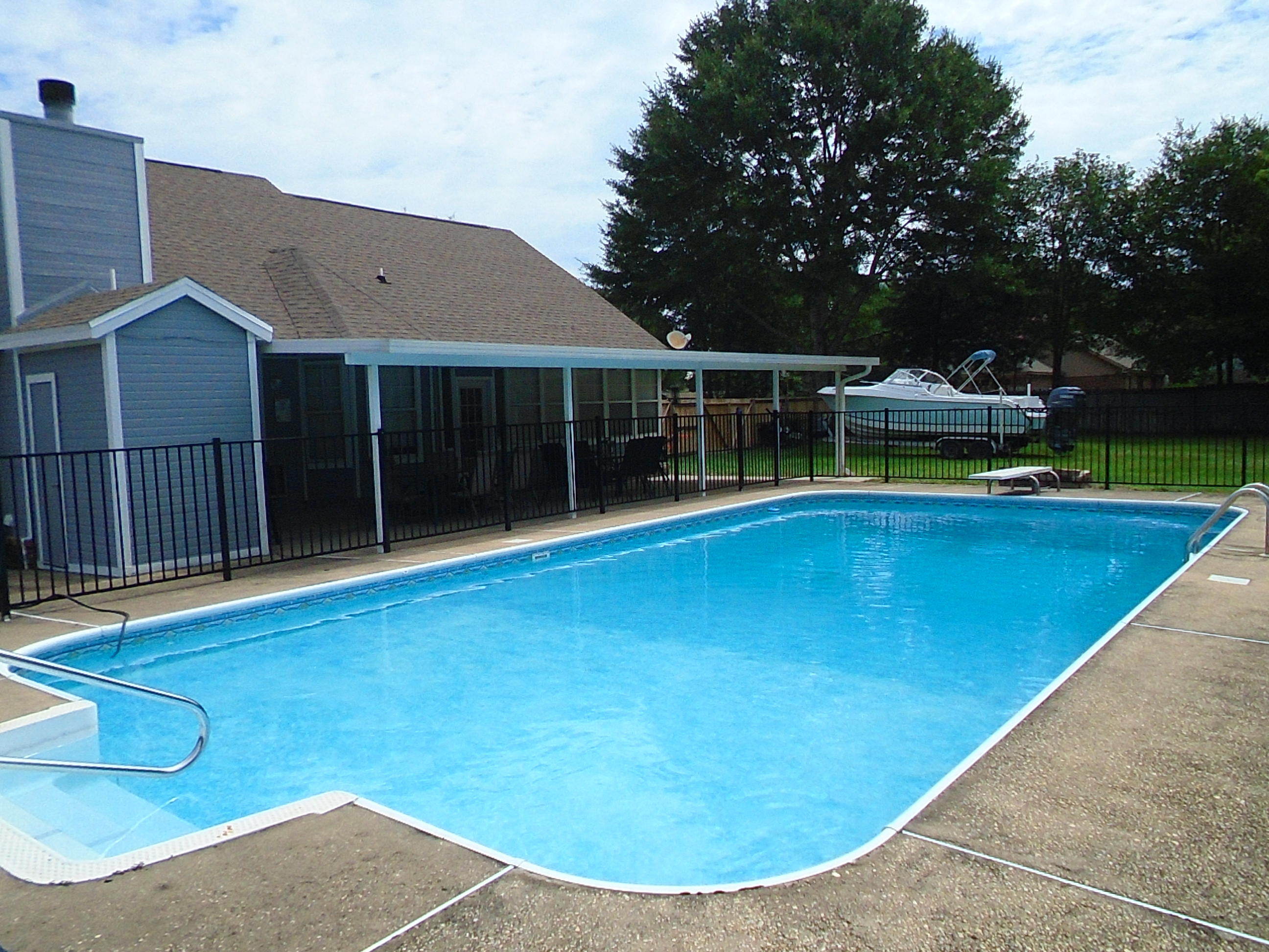 PAGE PLACE - Residential