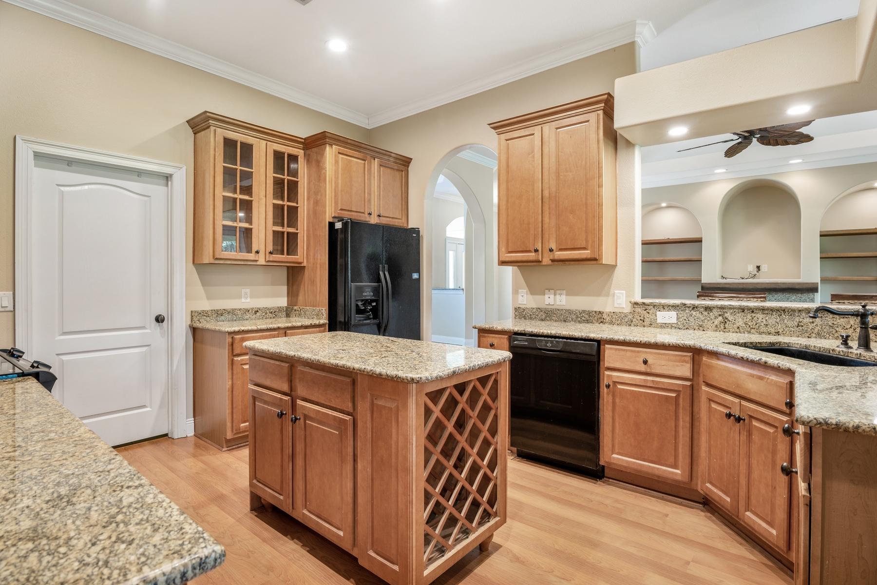 EMERALD BAY PH 1A - Residential