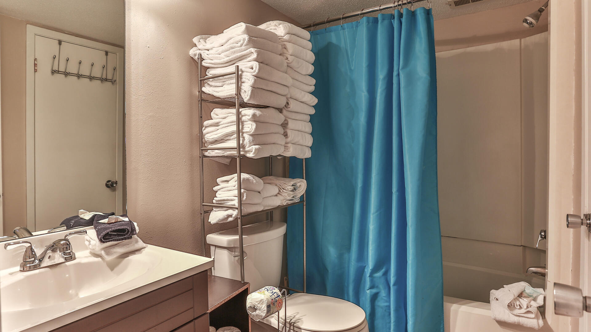 SEASCAPE CONDO TENNIS VILLAGE - Residential