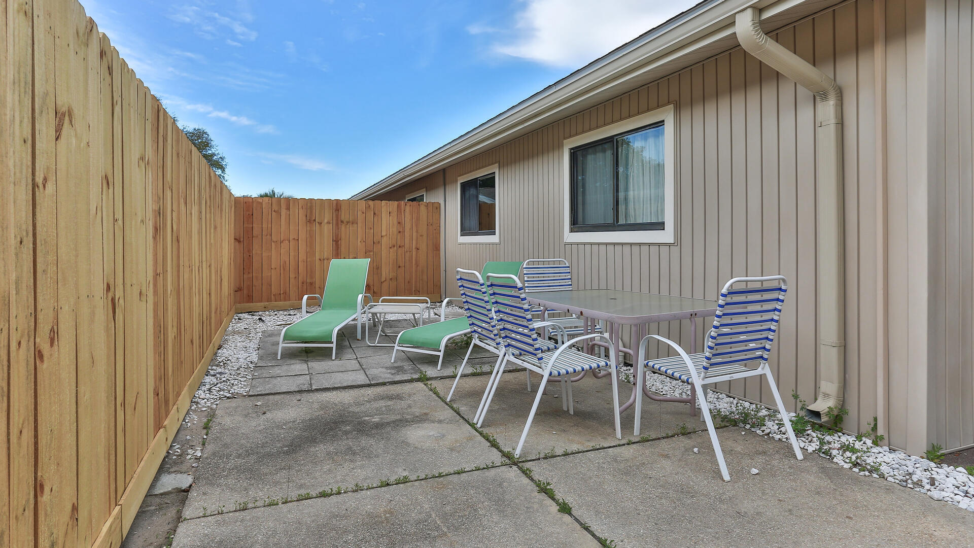 SEASCAPE CONDO TENNIS VILLAGE - Residential