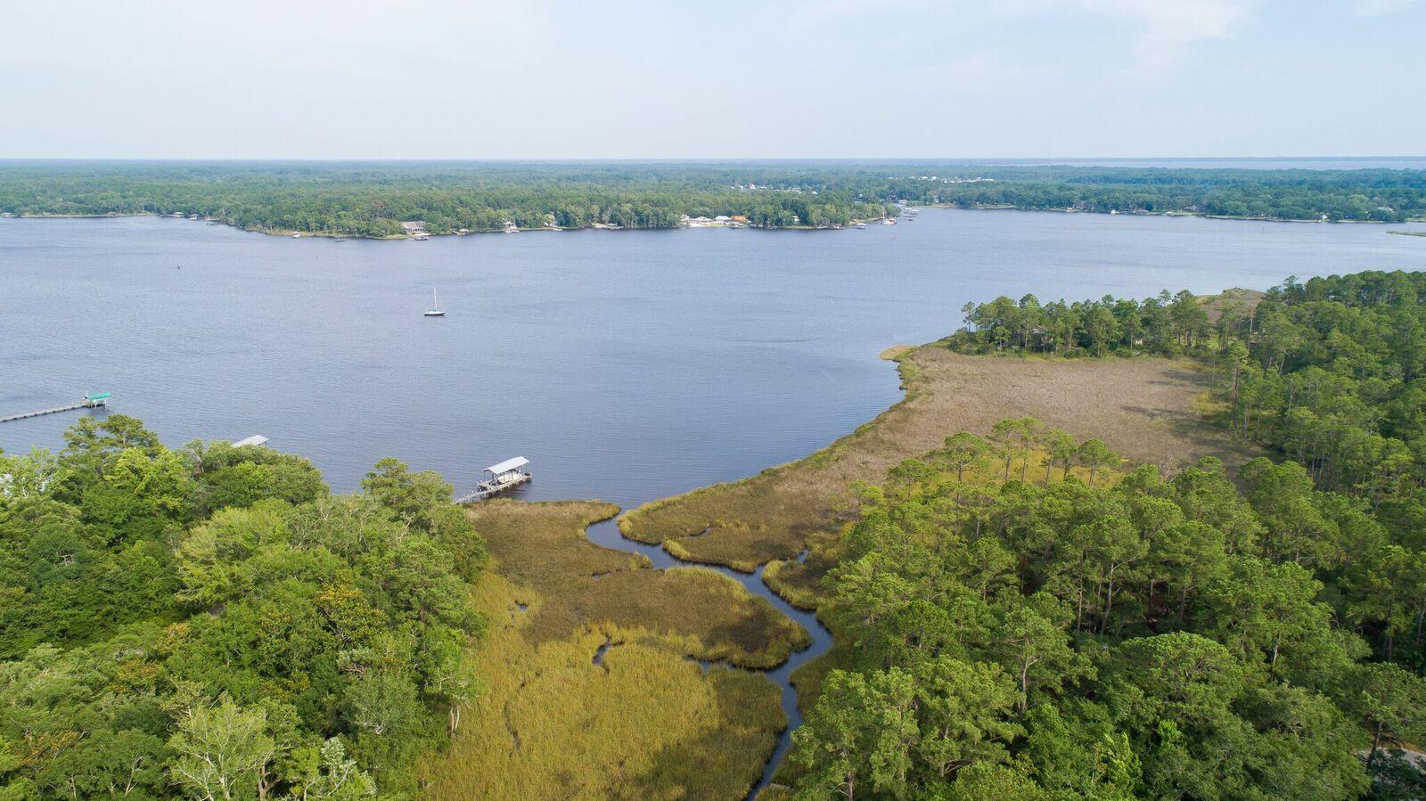 CROSS CREEK SHORES - Land