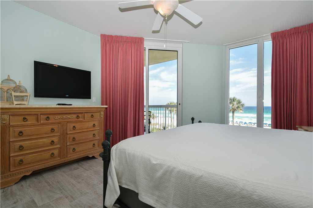 SILVER BEACH TOWERS - Residential