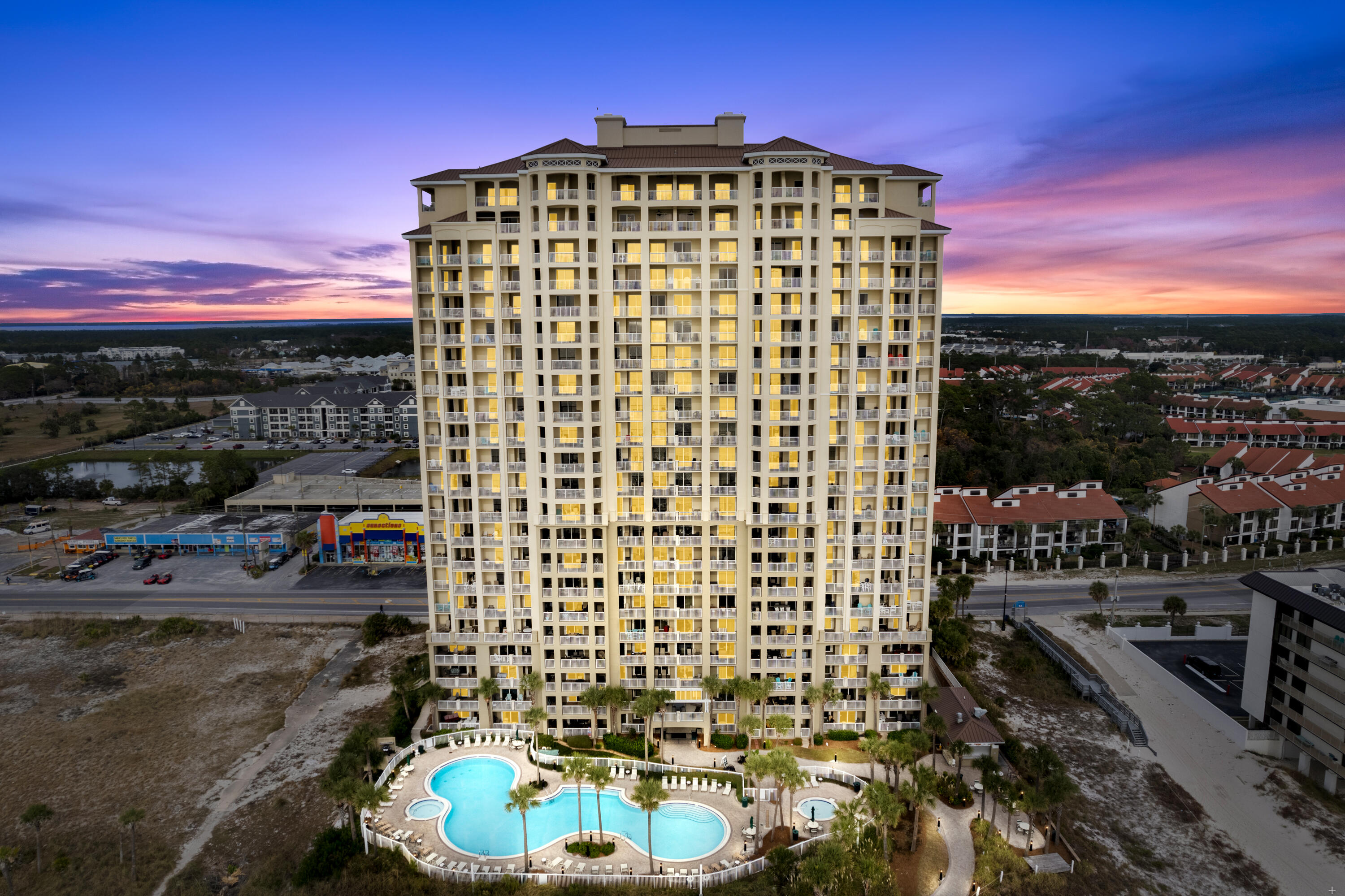 GRAND PANAMA BEACH RESORTS - Residential