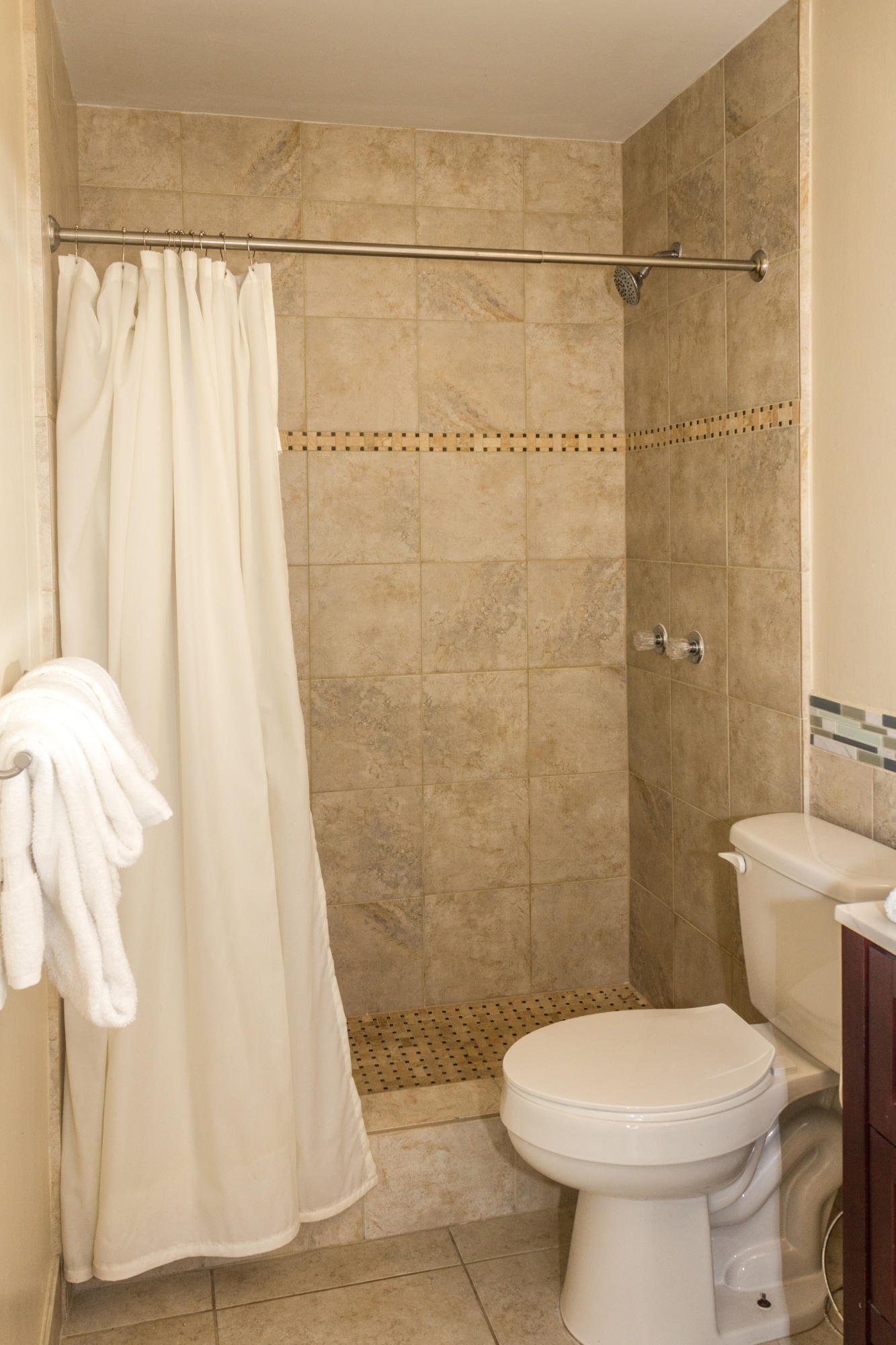 BAYOU VILLAGE CONDO PH 2 - Residential