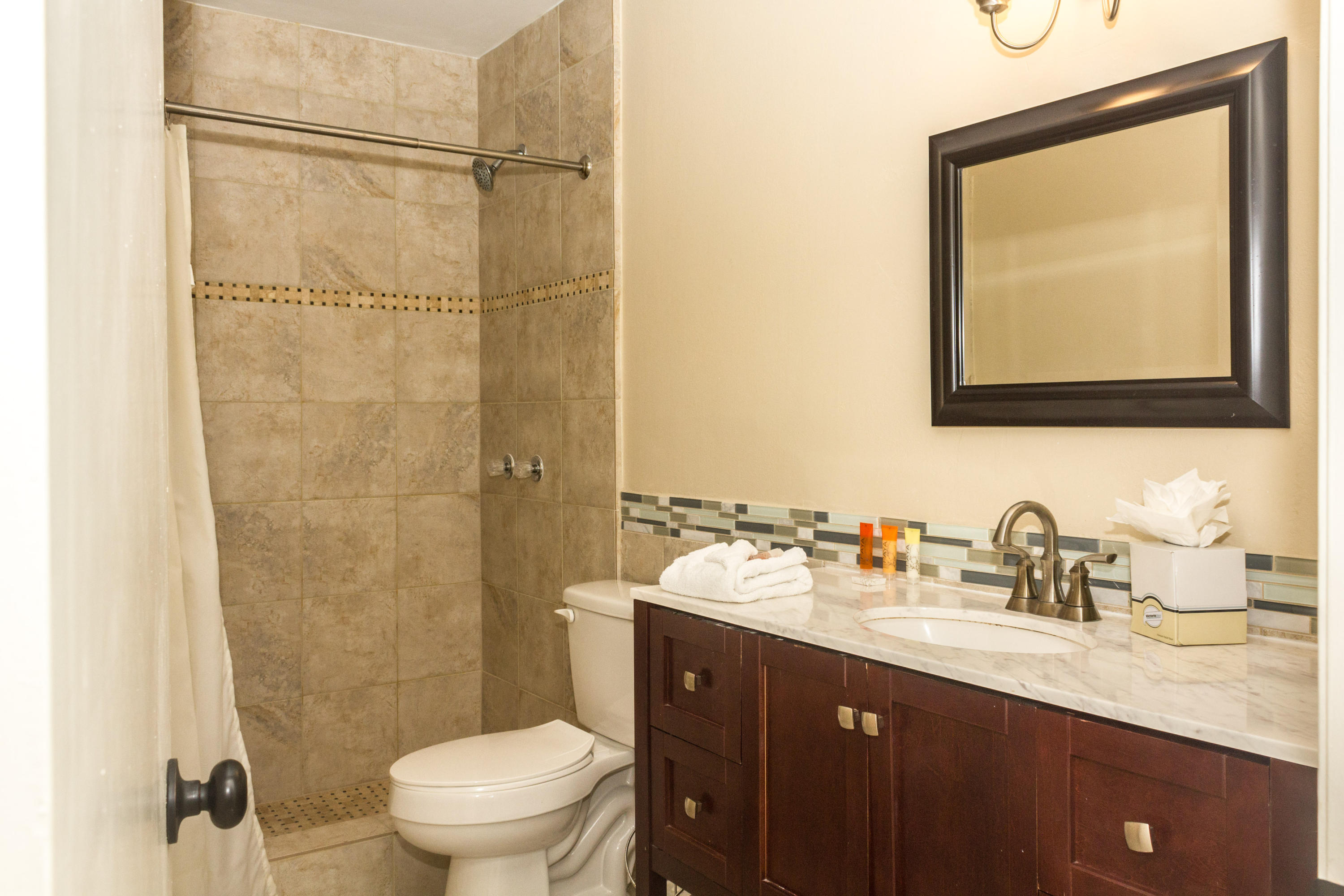 BAYOU VILLAGE CONDO PH 2 - Residential