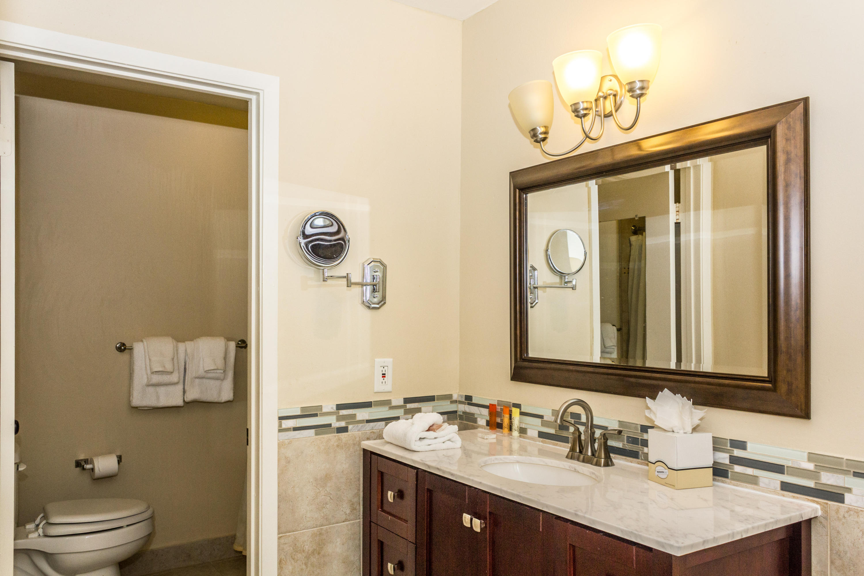 BAYOU VILLAGE CONDO PH 2 - Residential