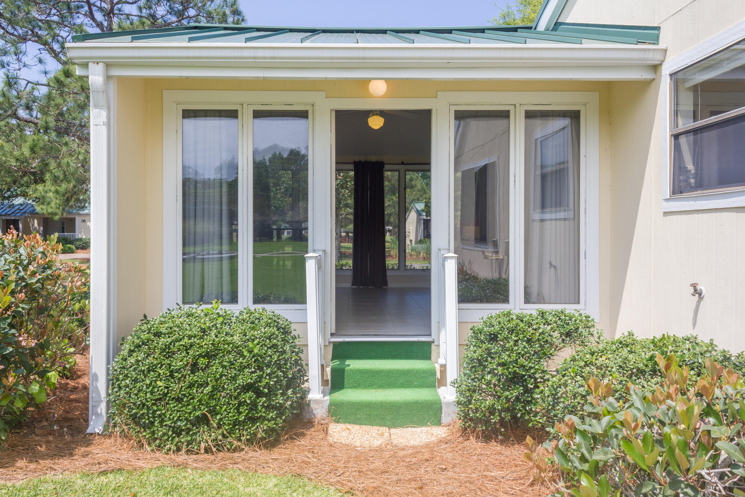 BAYOU VILLAGE CONDO PH 2 - Residential