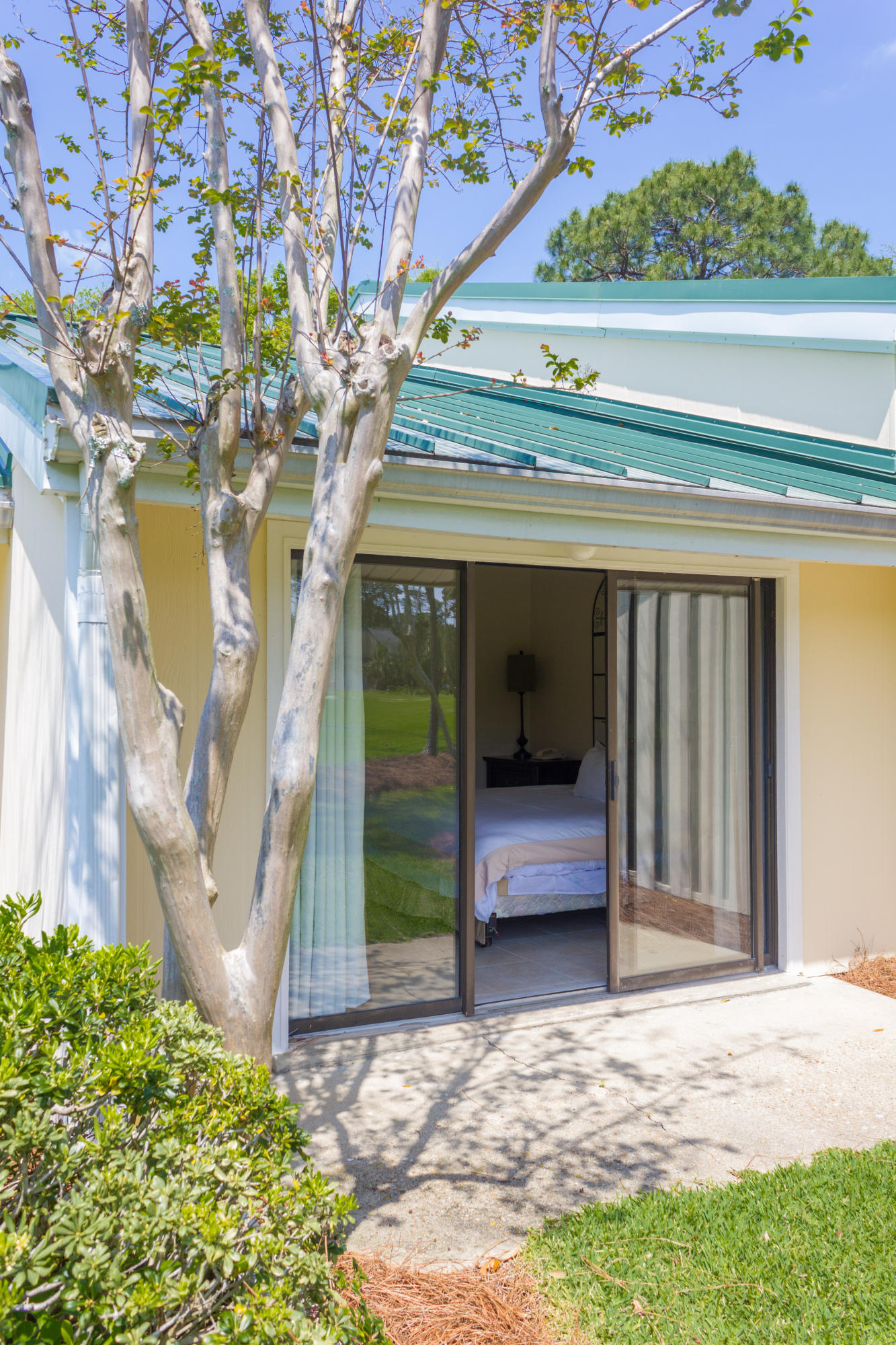 BAYOU VILLAGE CONDO PH 2 - Residential