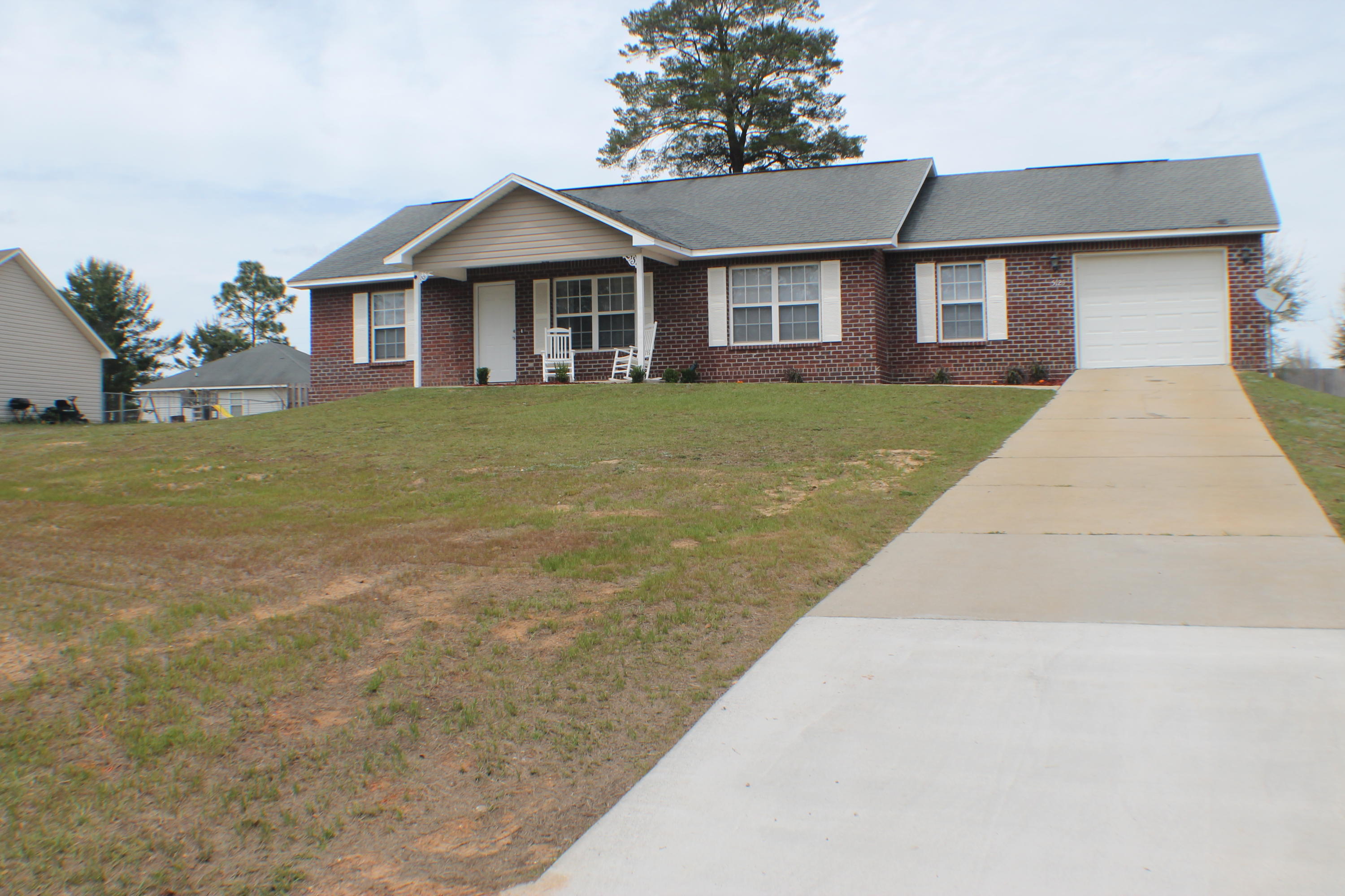 TRIPLE LAKES ESTATES - Residential