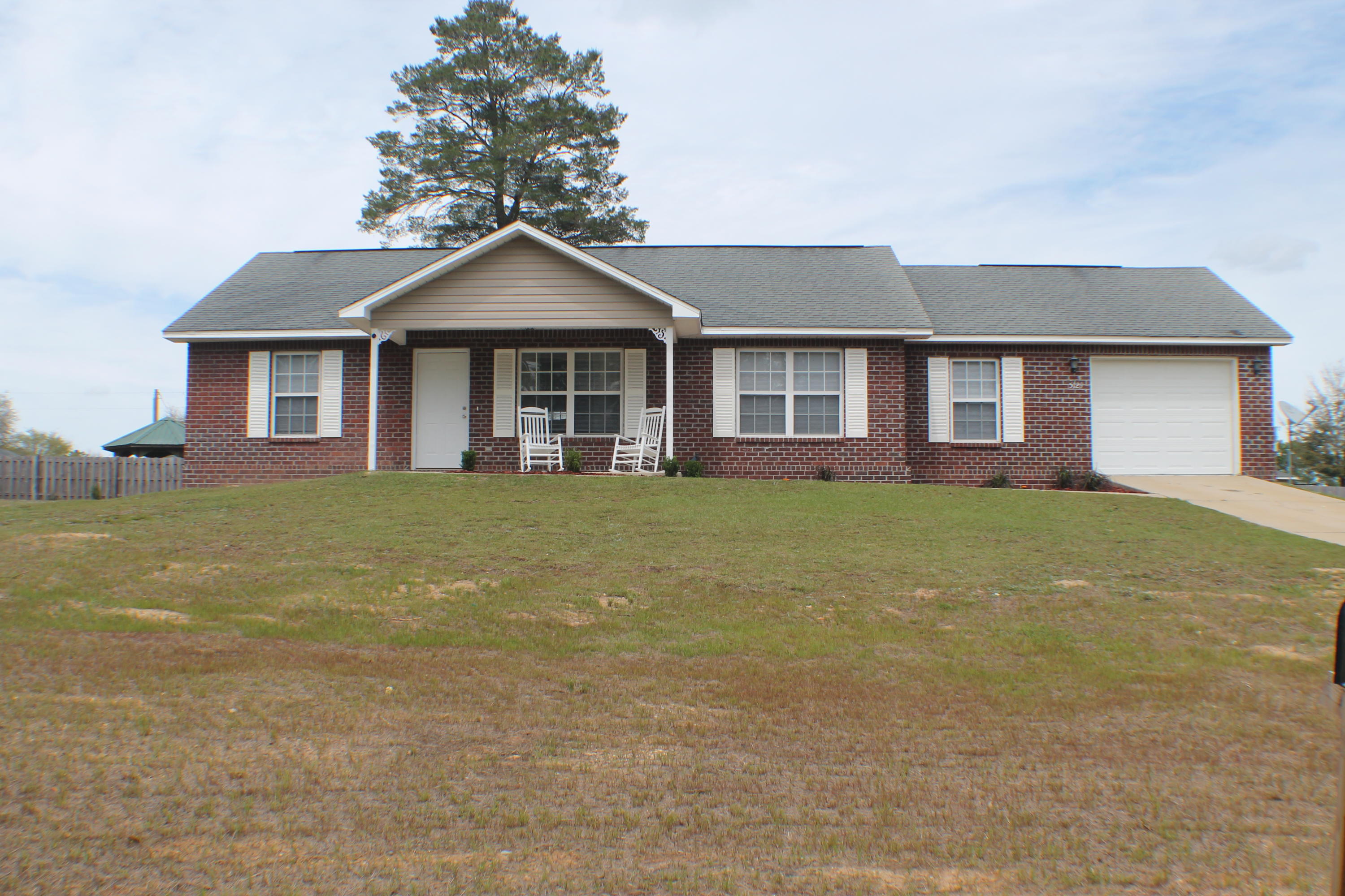 TRIPLE LAKES ESTATES - Residential