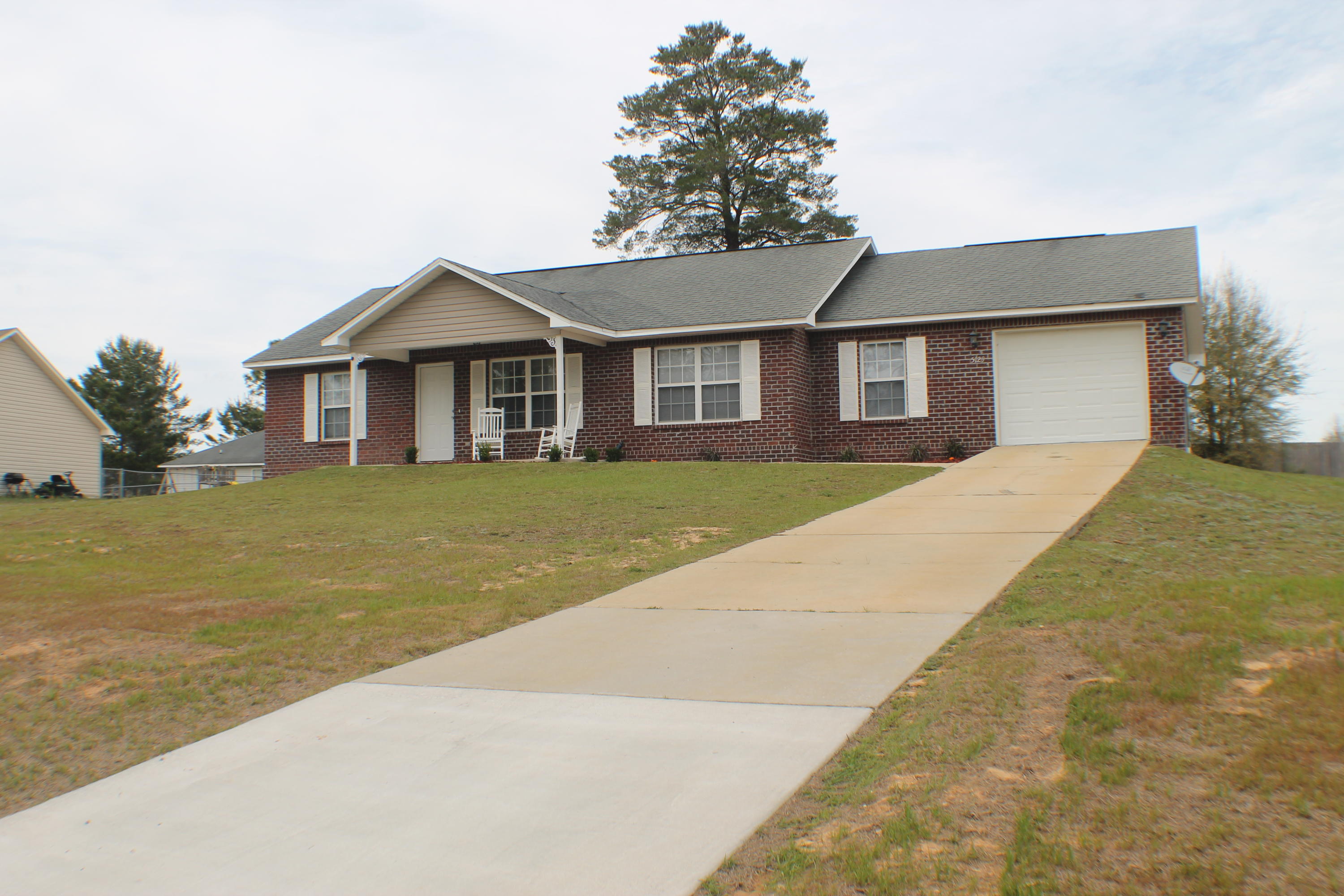 TRIPLE LAKES ESTATES - Residential