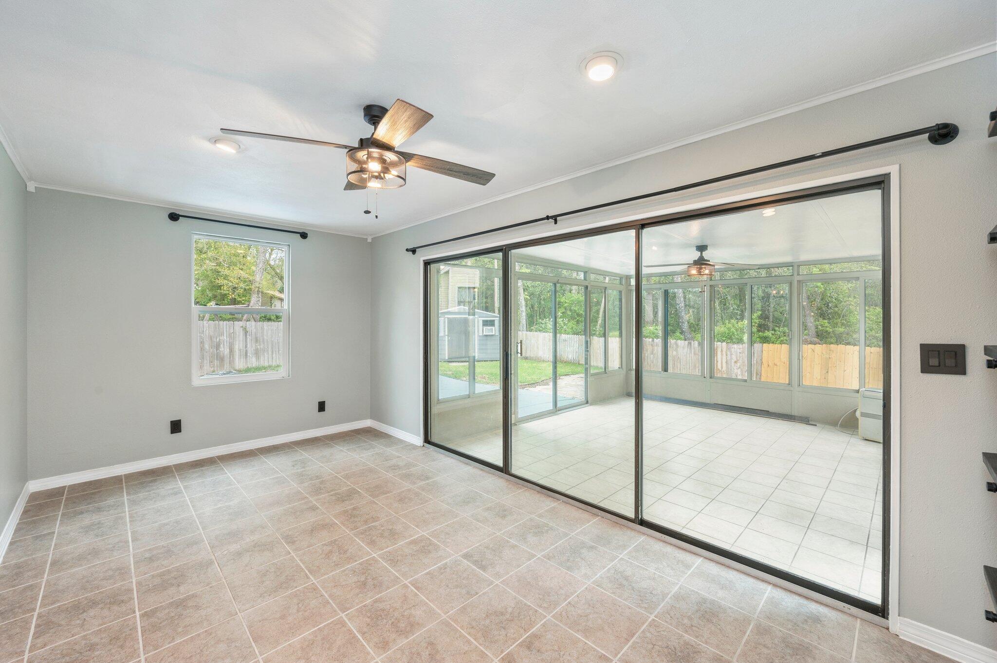 CREEKSIDE 4 - Residential