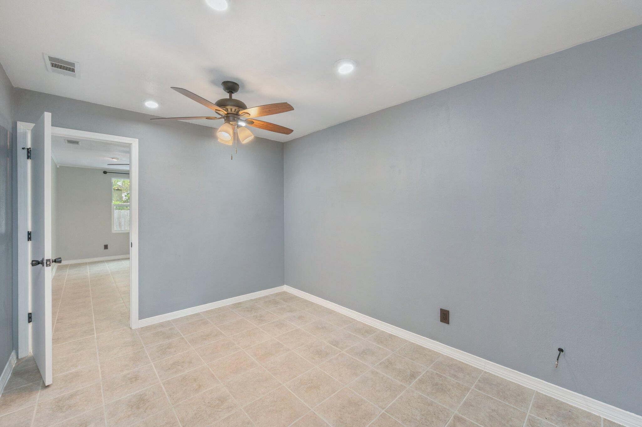 CREEKSIDE 4 - Residential