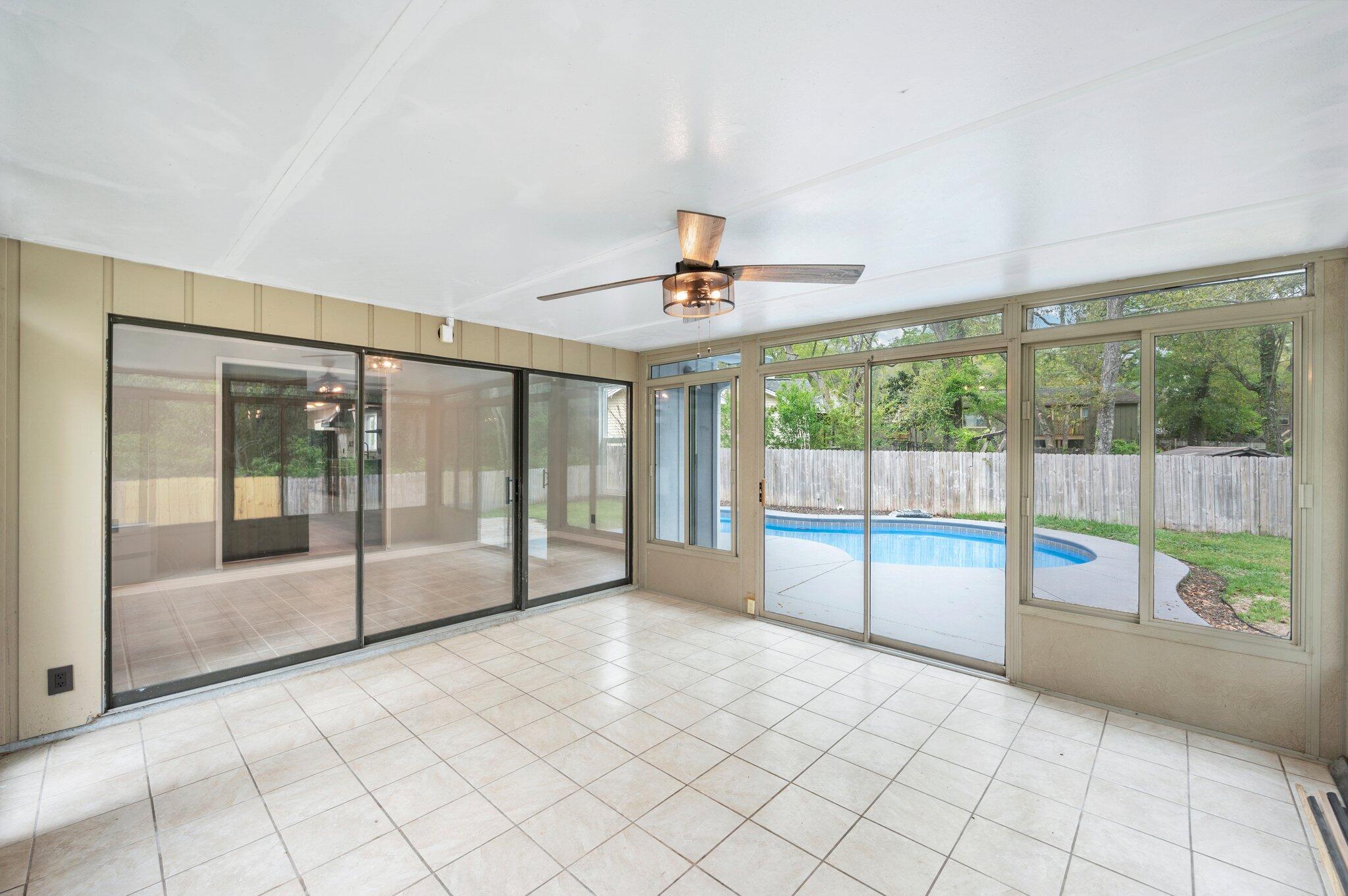 CREEKSIDE 4 - Residential