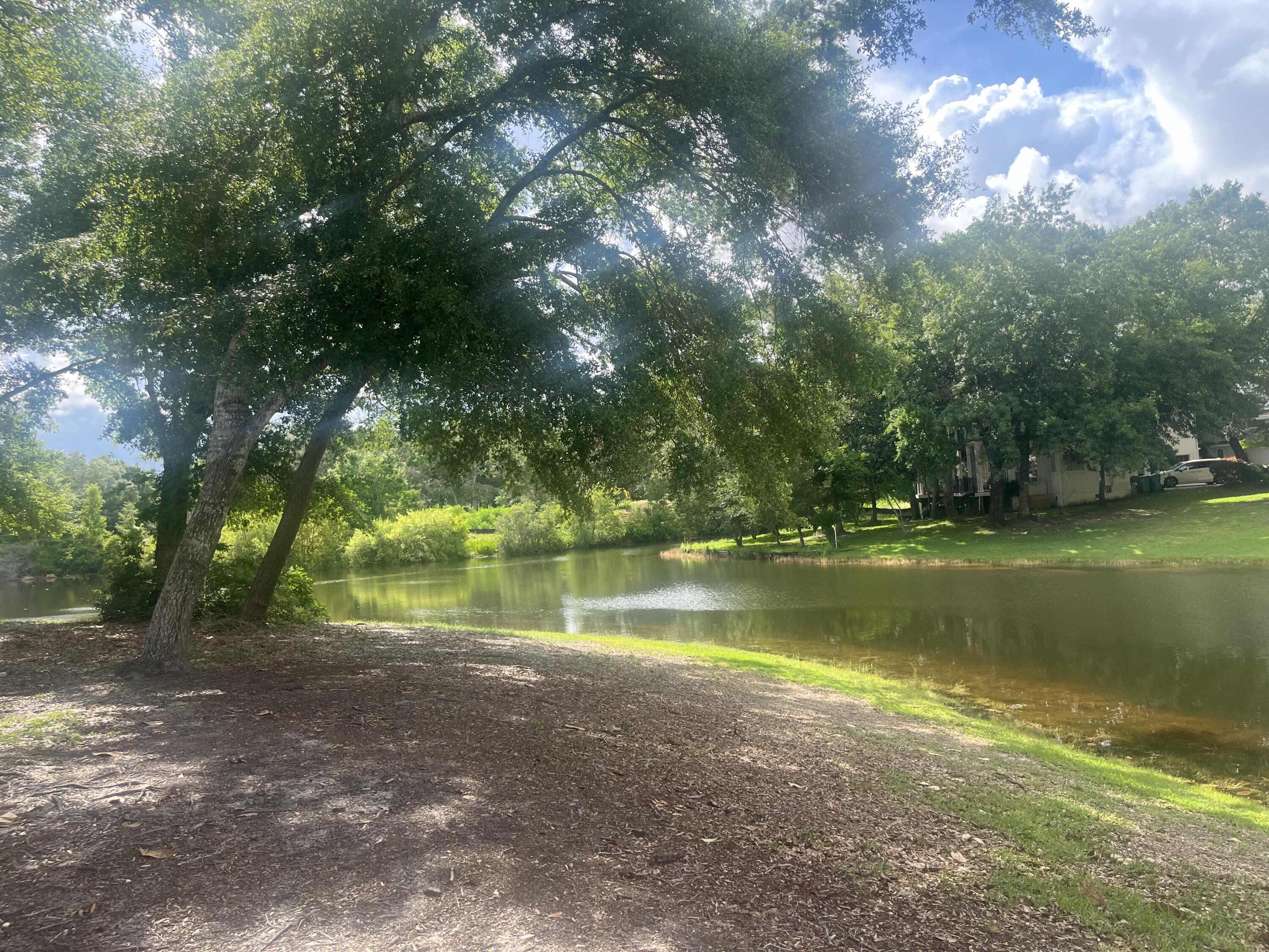 LAKESIDE CONDO AT BLUEWATER BAY - Residential