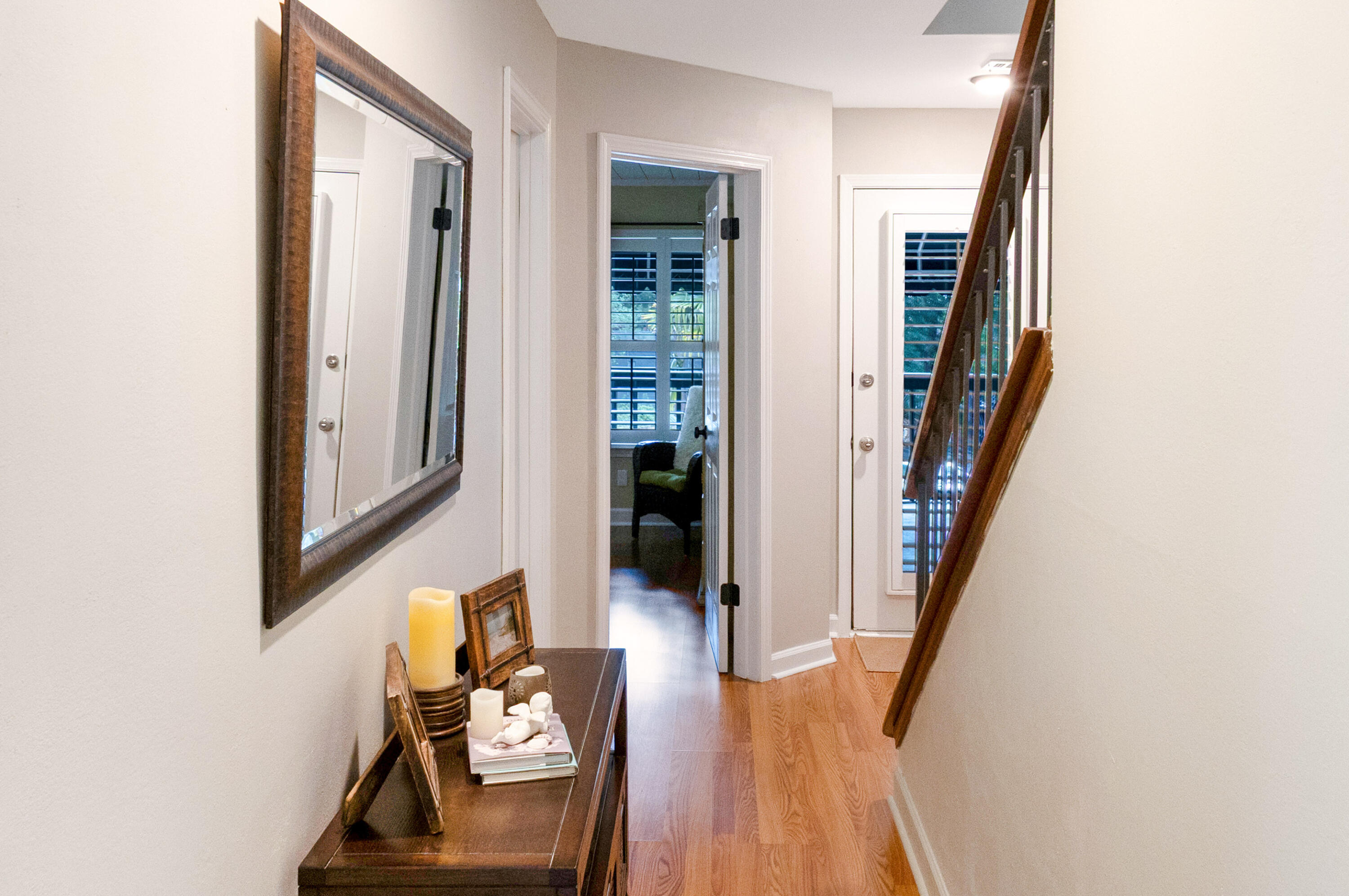 LAKESIDE CONDO AT BLUEWATER BAY - Residential