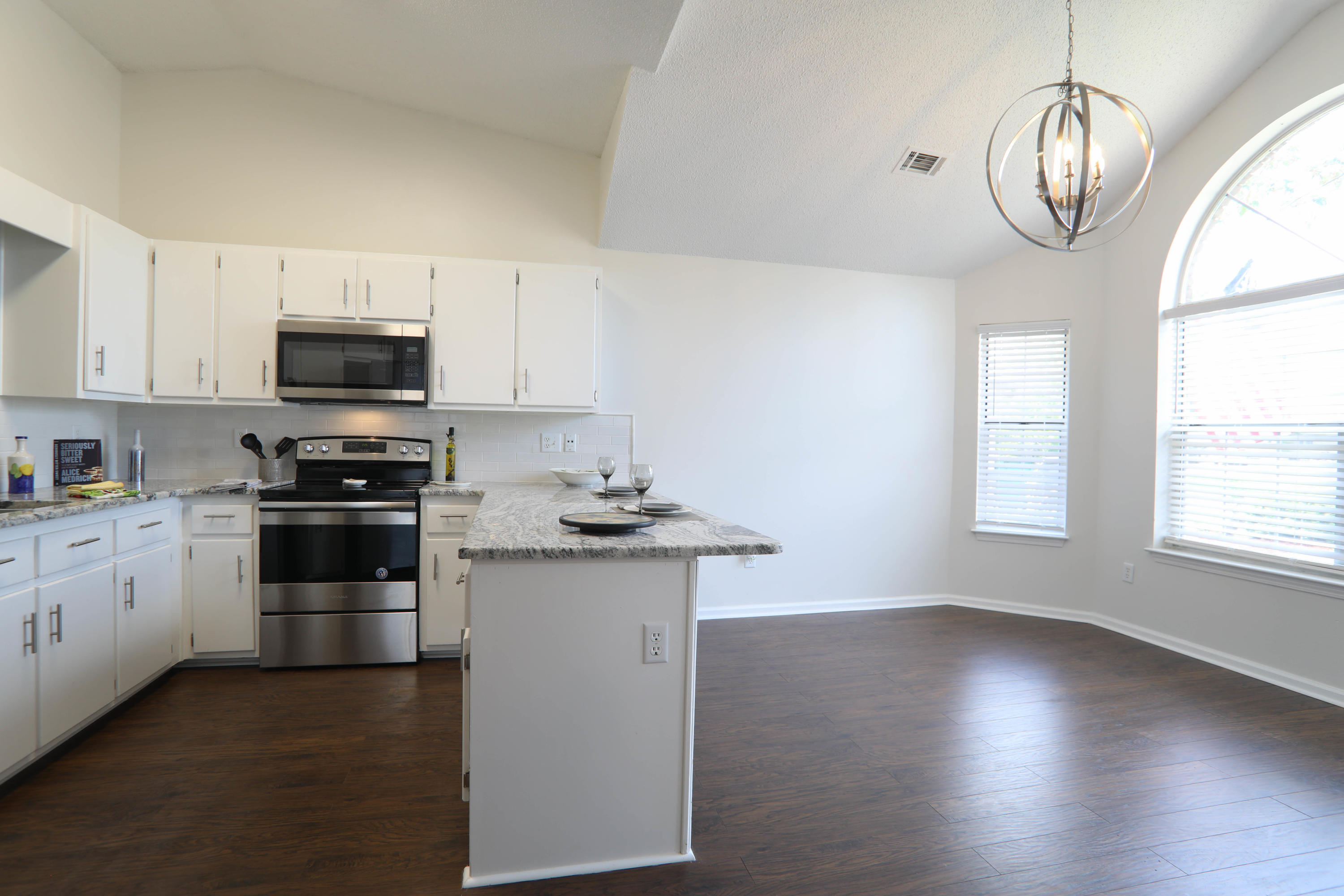 ORION LAKE - Residential