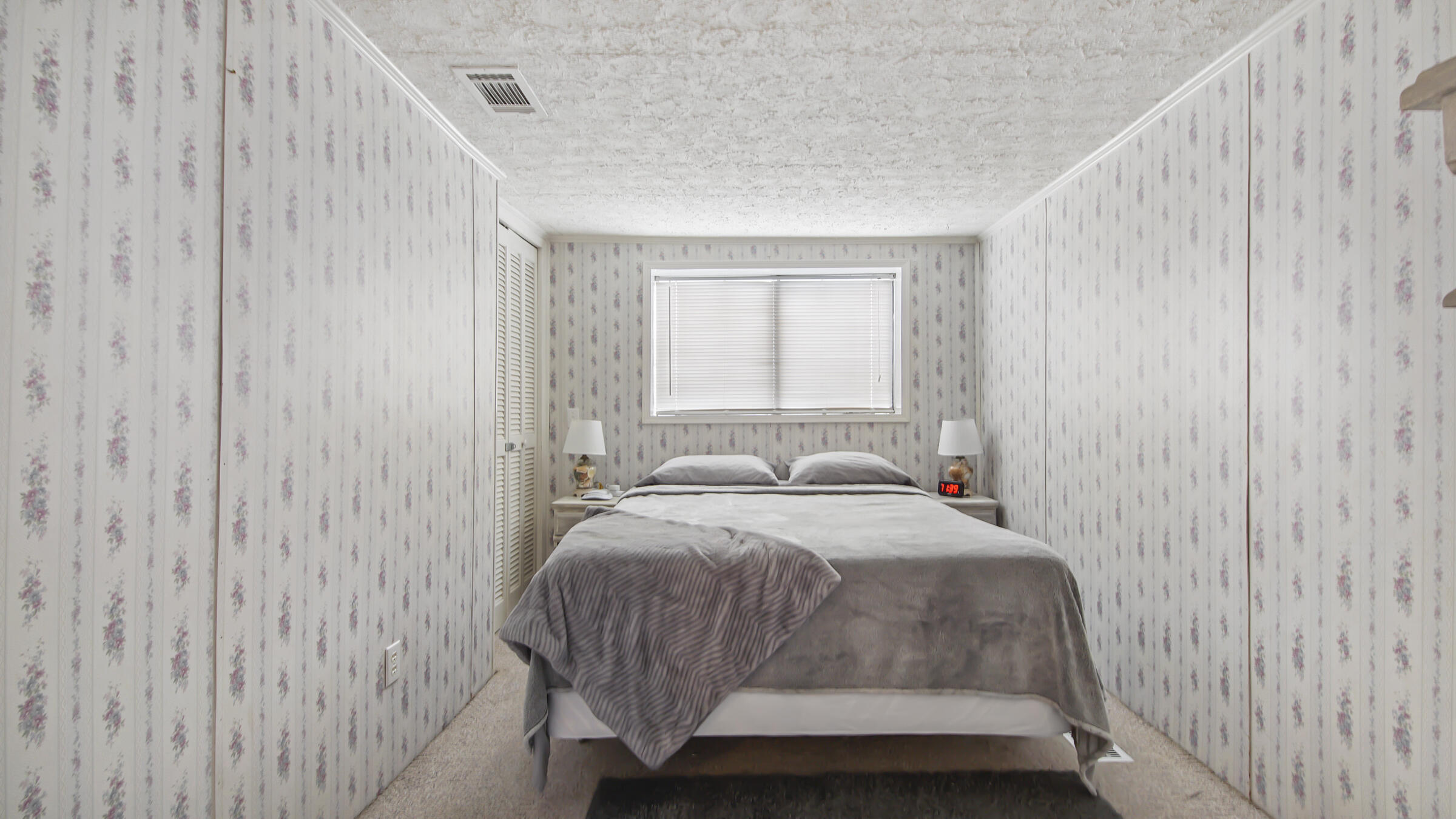 LAGUNA BEACH ESTATES 5TH ADDN - Residential