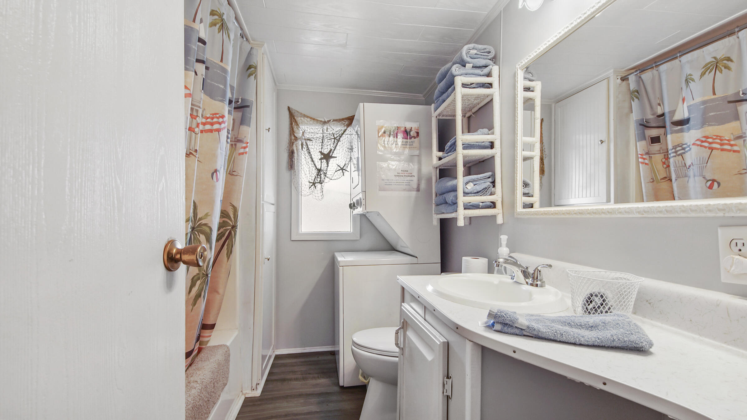 LAGUNA BEACH ESTATES 5TH ADDN - Residential