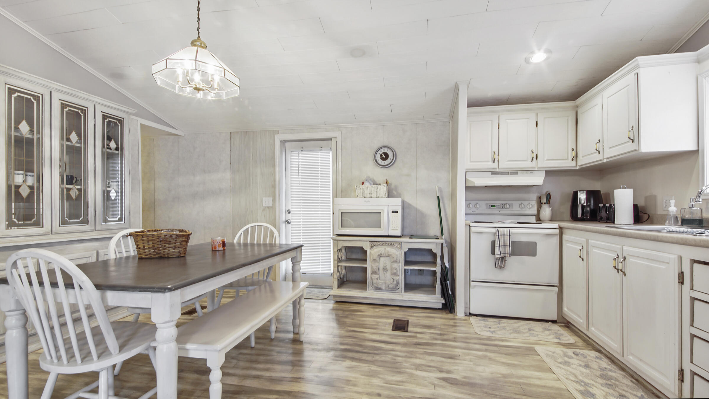 LAGUNA BEACH ESTATES 5TH ADDN - Residential