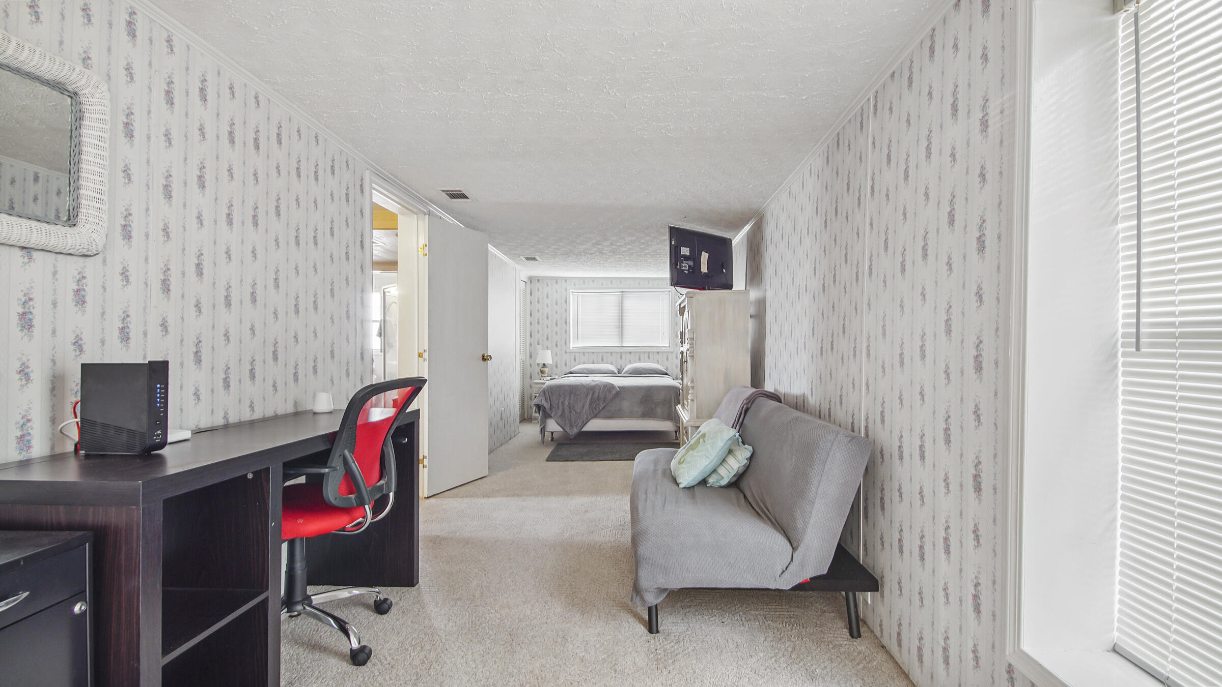 LAGUNA BEACH ESTATES 5TH ADDN - Residential