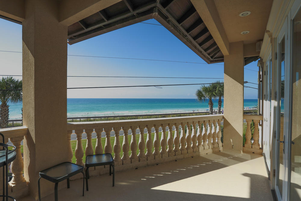 AVALON BEACH ESTATES - Residential