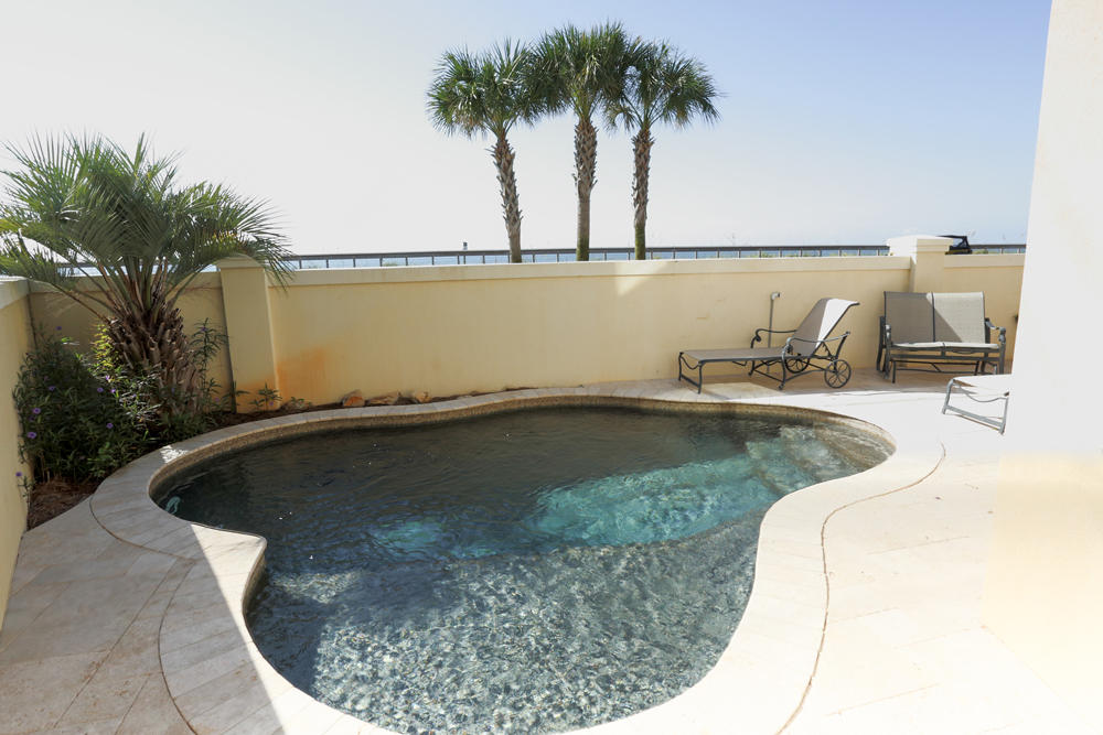 AVALON BEACH ESTATES - Residential