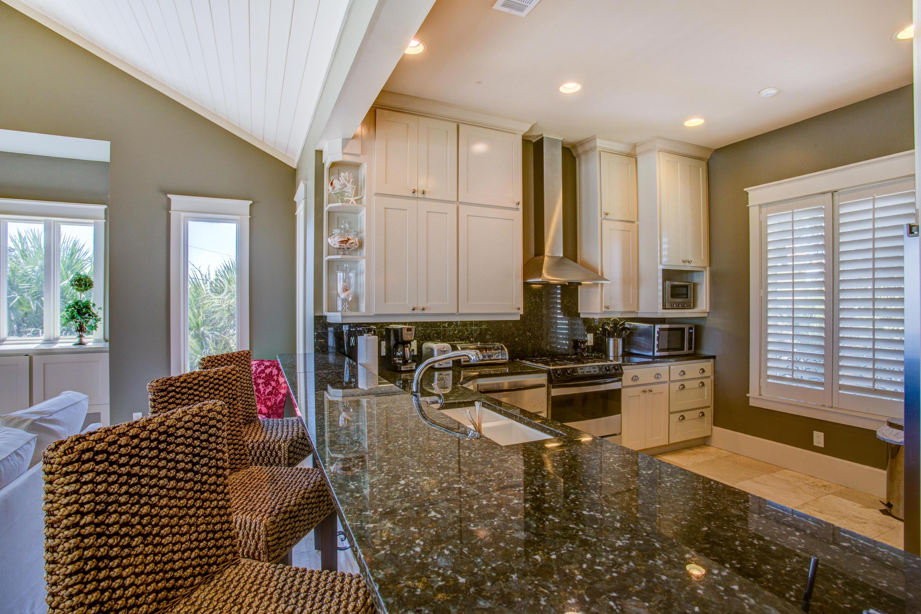 AVALON BEACH ESTATES - Residential