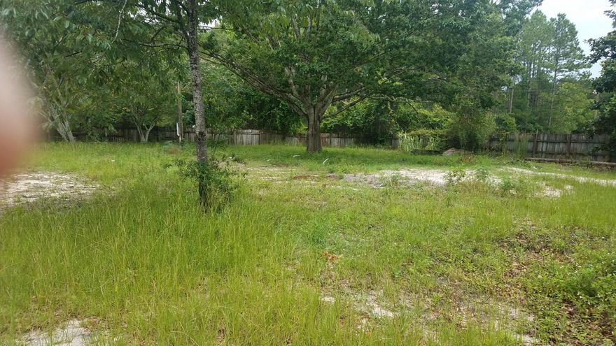 Cleared, level half acre plus near Black Creek, not far from boat launches on Black Creek . Ready for your new home.