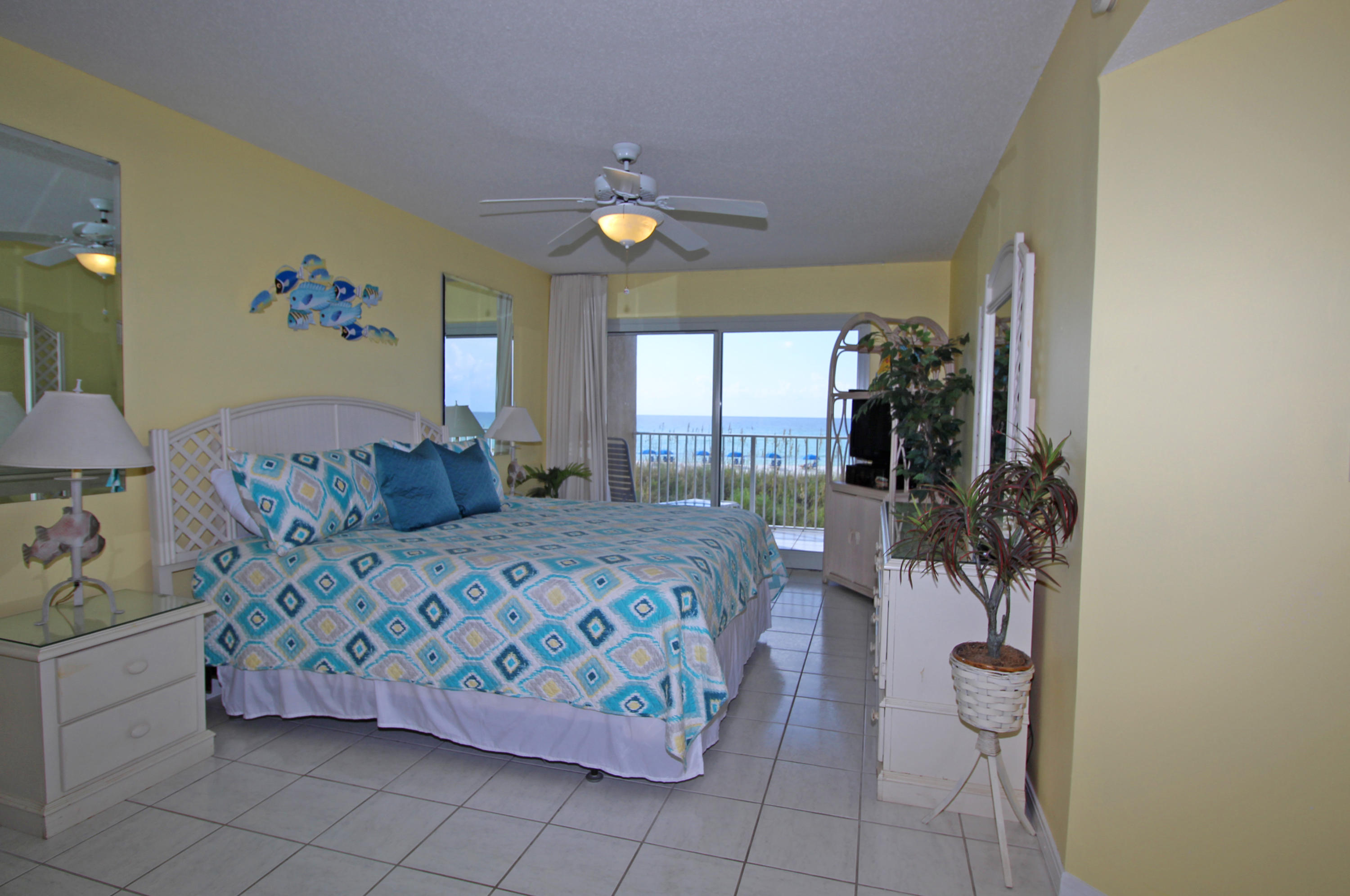 SUMMERLIN CONDO - Residential