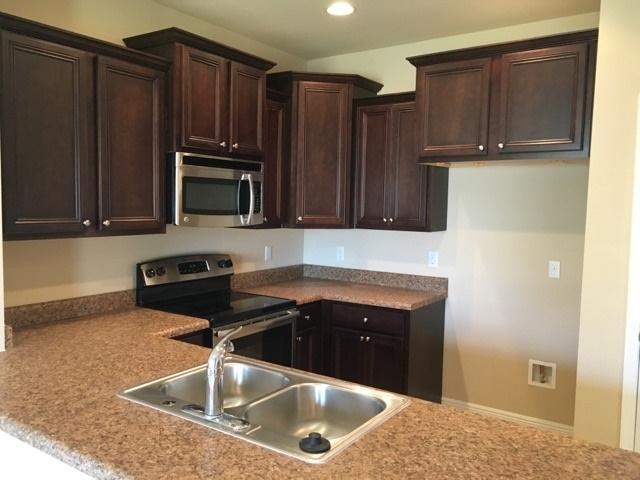 Iron Horse T/H - Residential