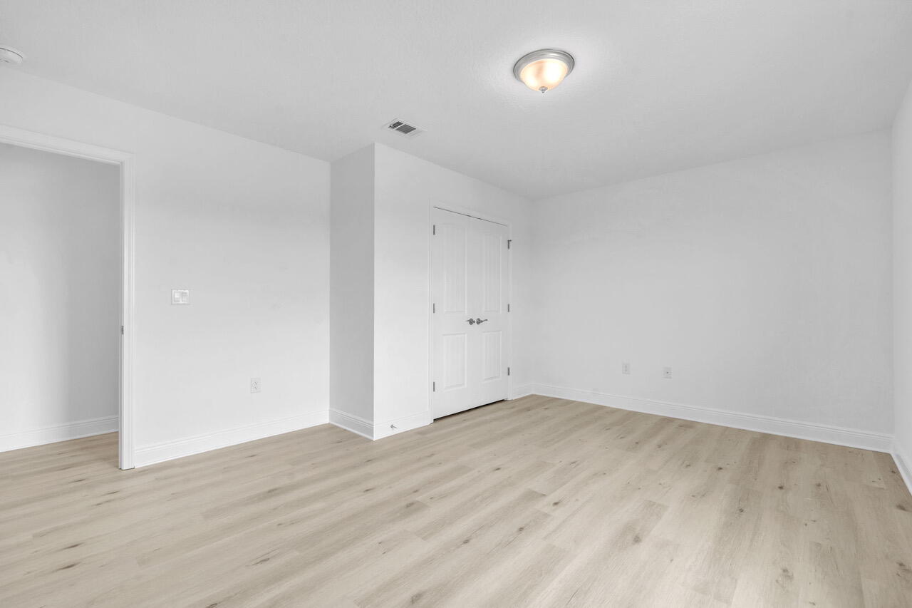 THE BLUFFS AT LAFAYETTE - Residential