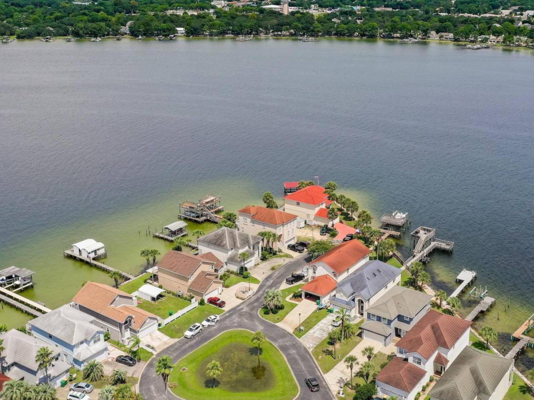 Lighthouse Pointe - Land