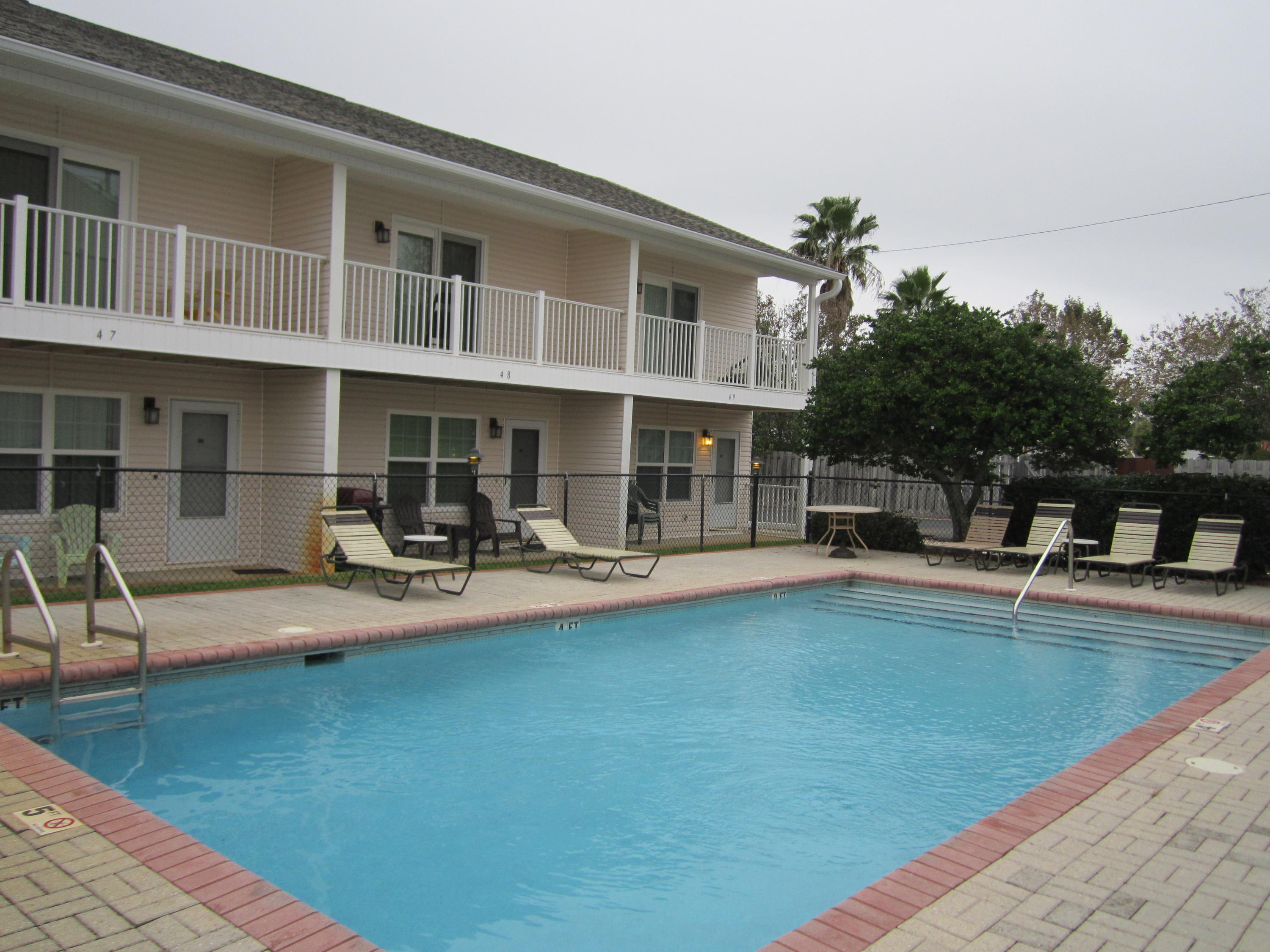 WOODLAND SHORES T/H PH 1 - Residential